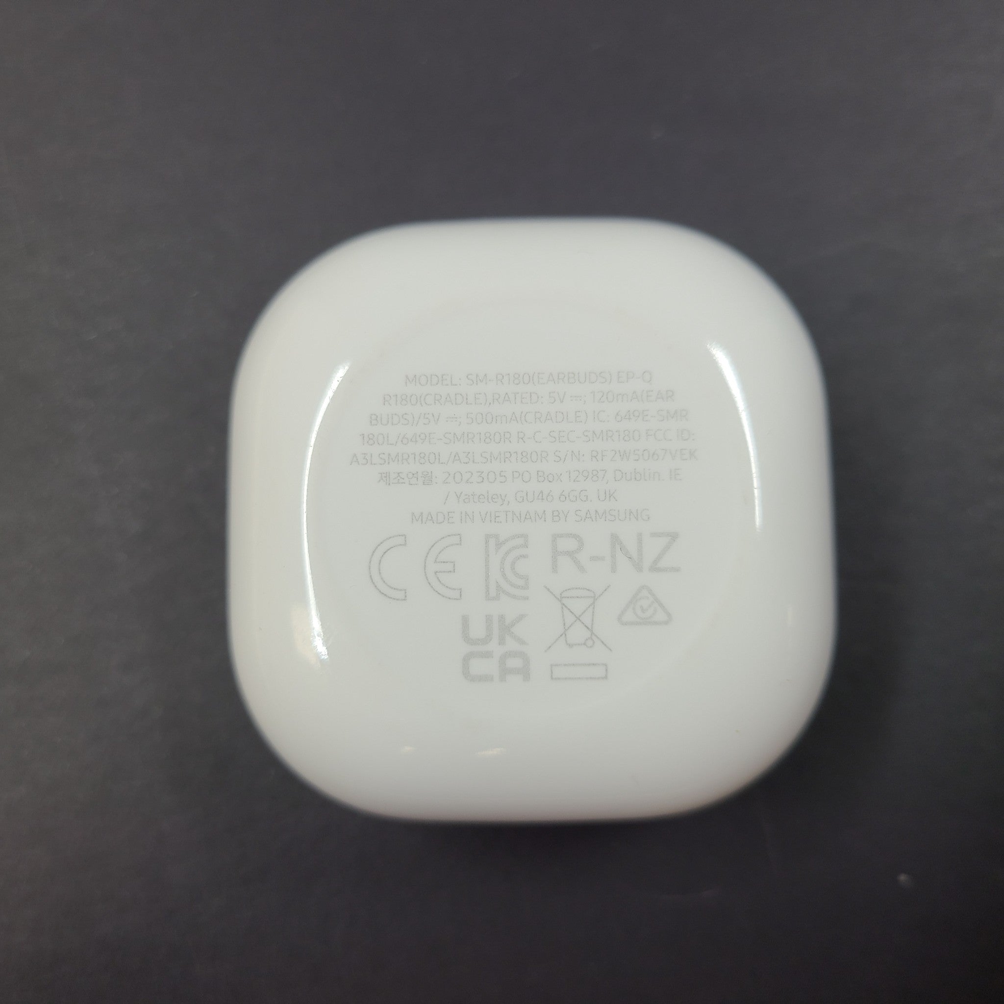 Samsung Galaxy Buds Live SM-R180 Bluetooth Earbuds - White