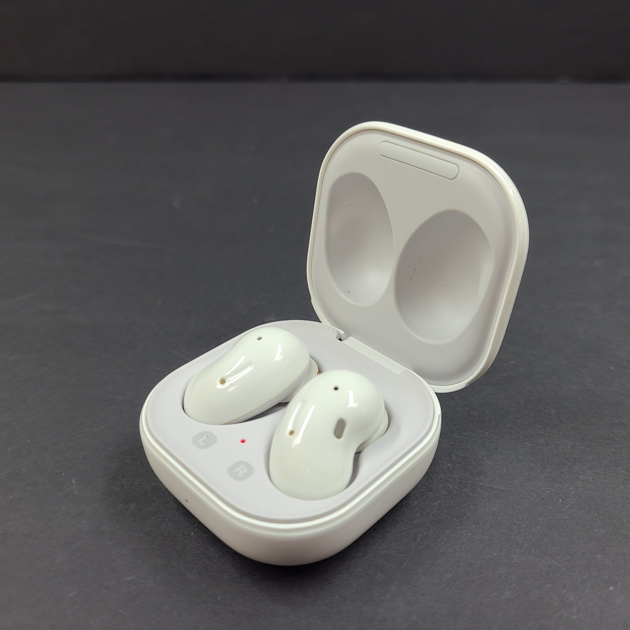 Samsung Galaxy Buds Live SM-R180 Bluetooth Earbuds - White