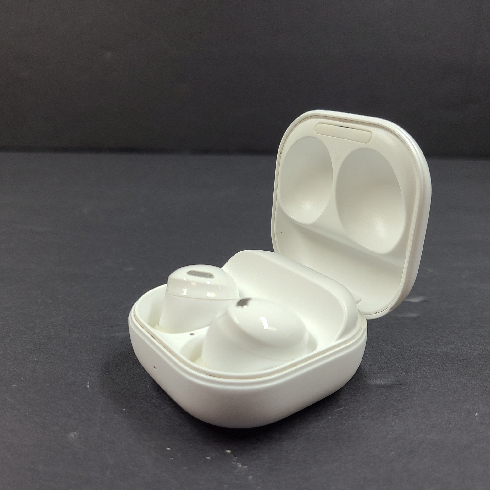 Samsung Galaxy Buds Pro SM-R190 Wireless Earbuds Earphones - White