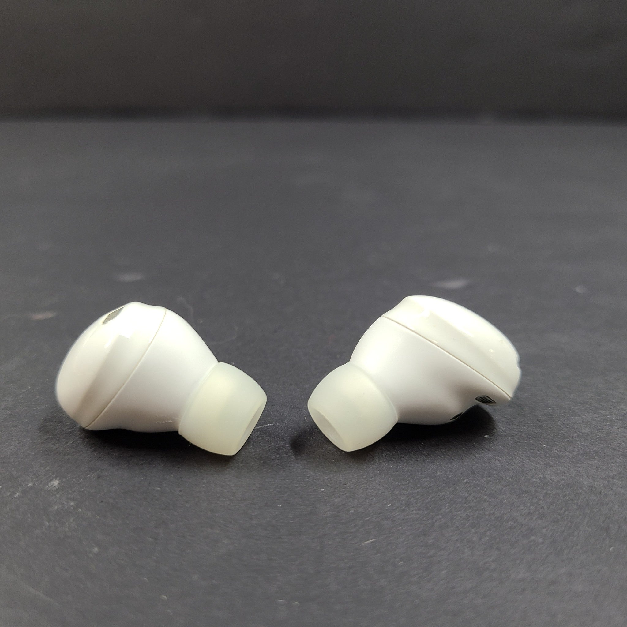 Samsung Galaxy Buds Pro SM-R190 Wireless Earbuds Earphones - White