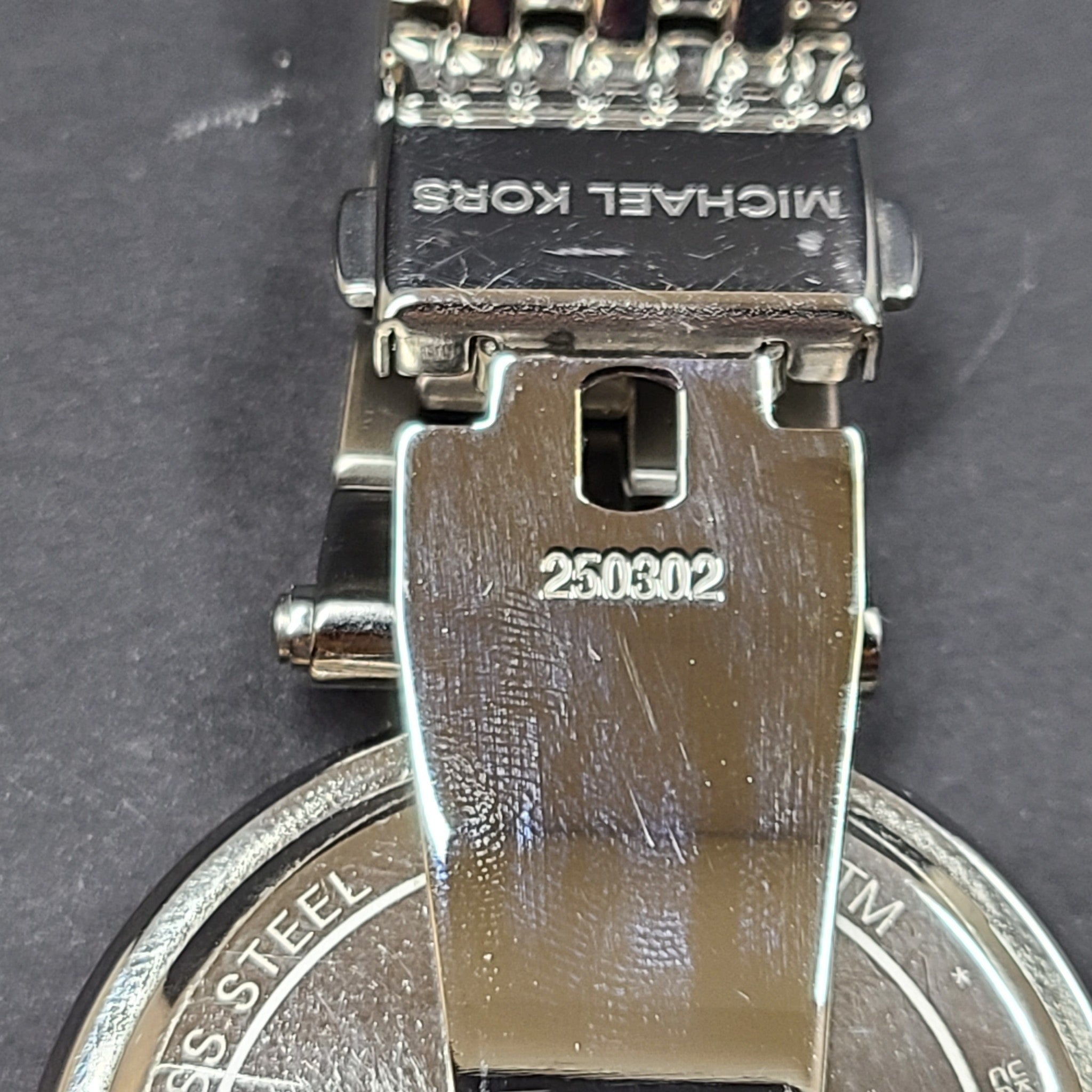 Michael Kors Women's Oversized Darci Pavé Silver-Tone Watch MK-3218