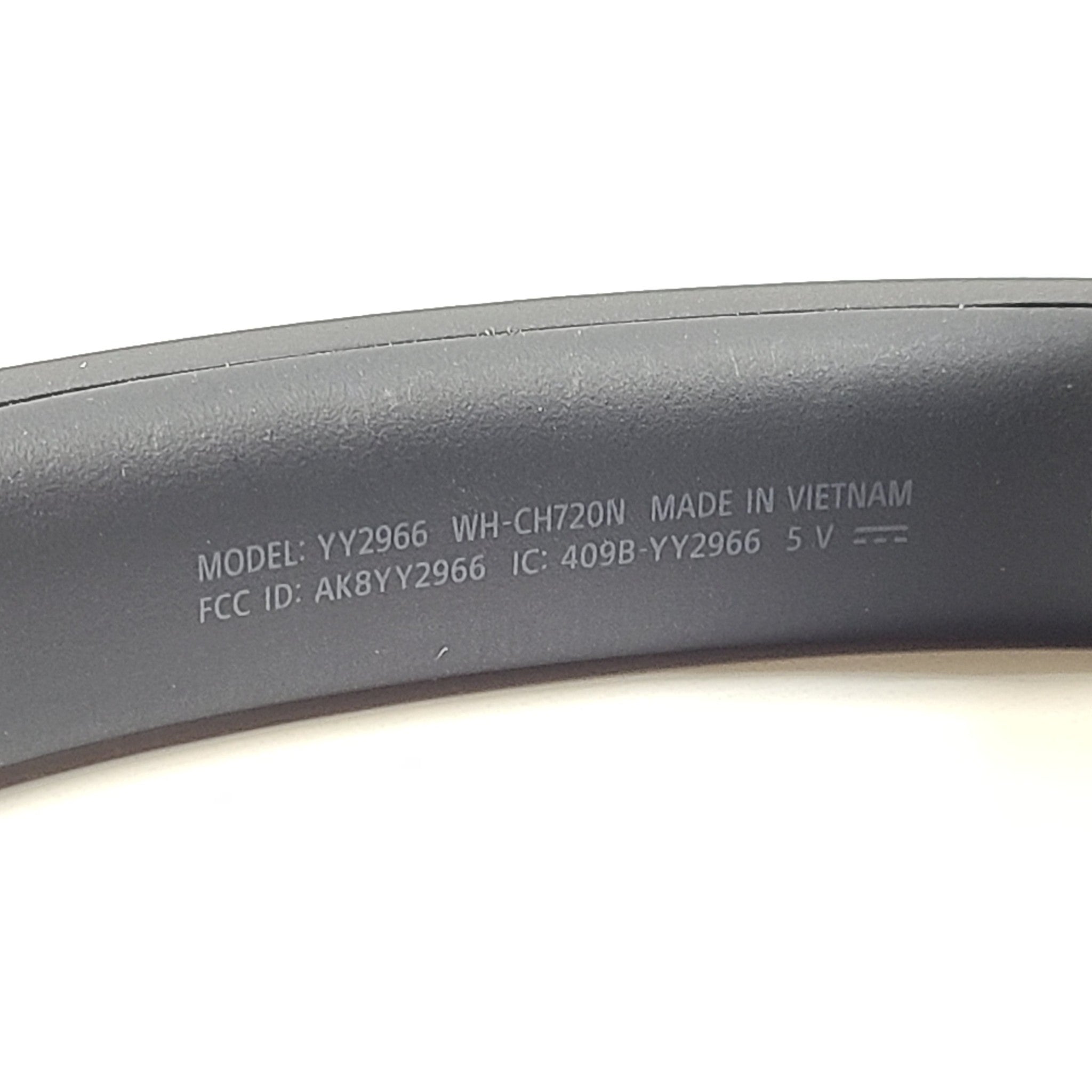 Sony WH-CH720N Wireless Noise-Canceling Over The Ear Headphones - Black GRADE D