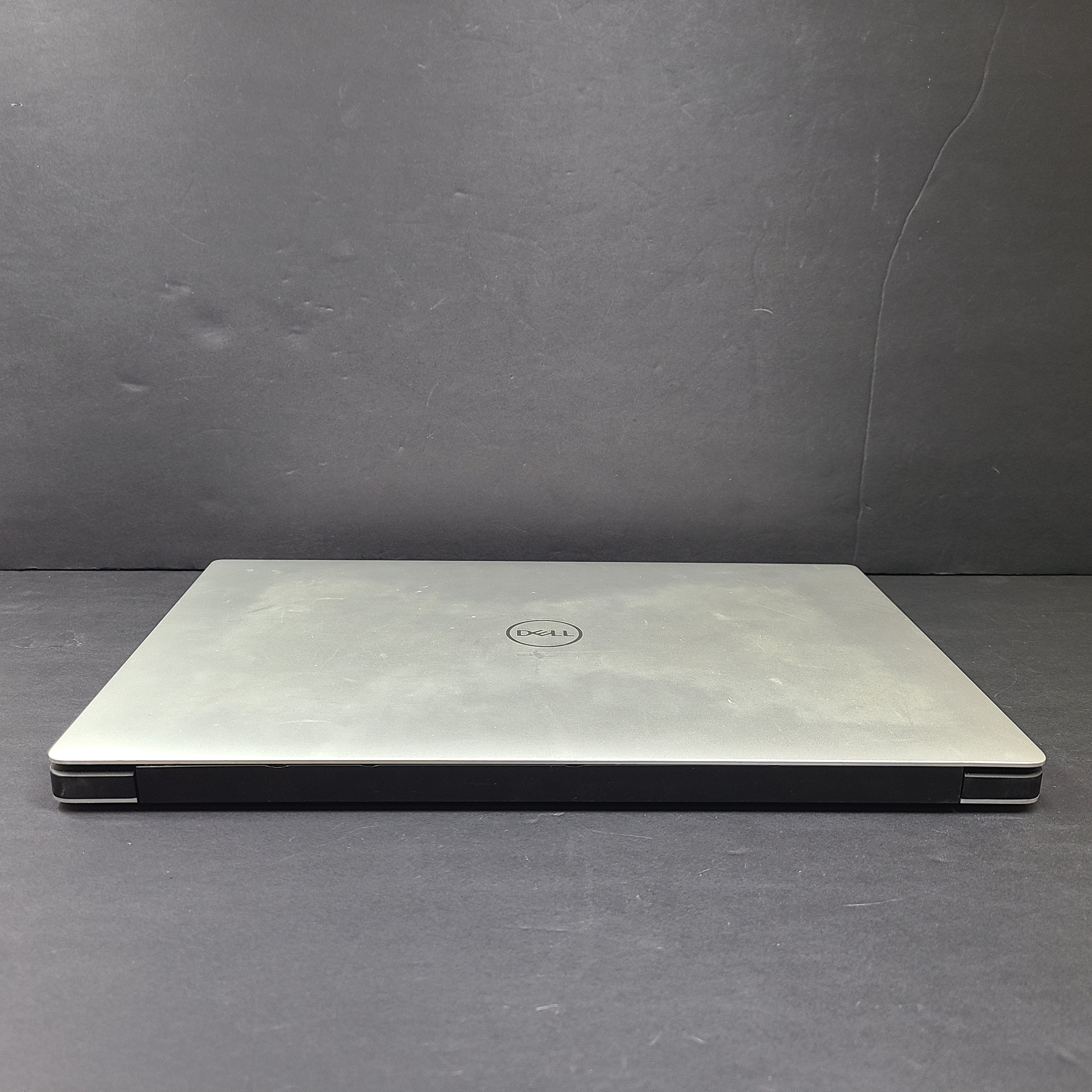 Dell XPS 15 7590 Intel i5-9300H 8GB 256GB SSD Windows Laptop Silver