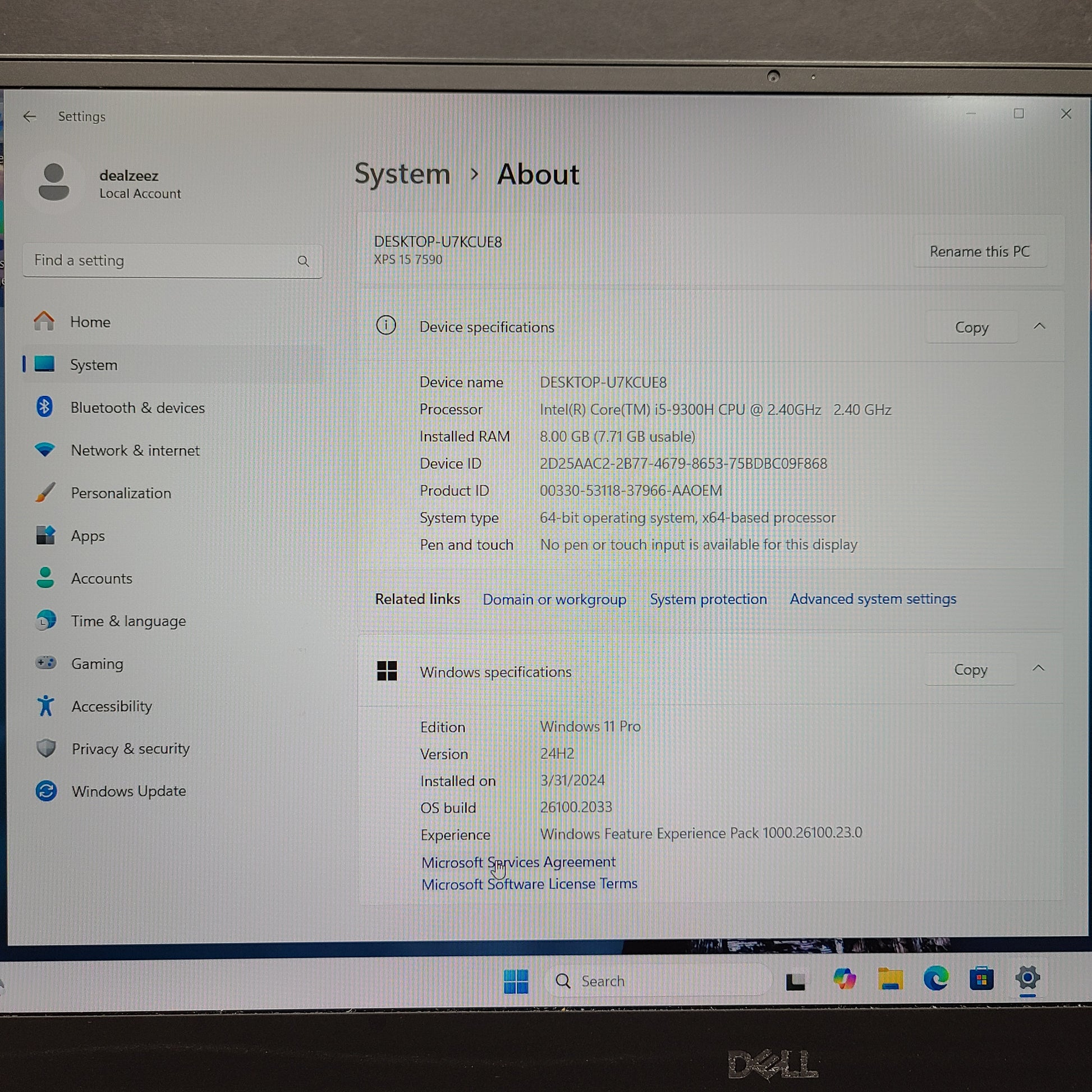 Silver Dell XPS 15 7590 laptop with Intel i5 CPU, 8GB RAM and 256GB SSD for responsive everyday use.