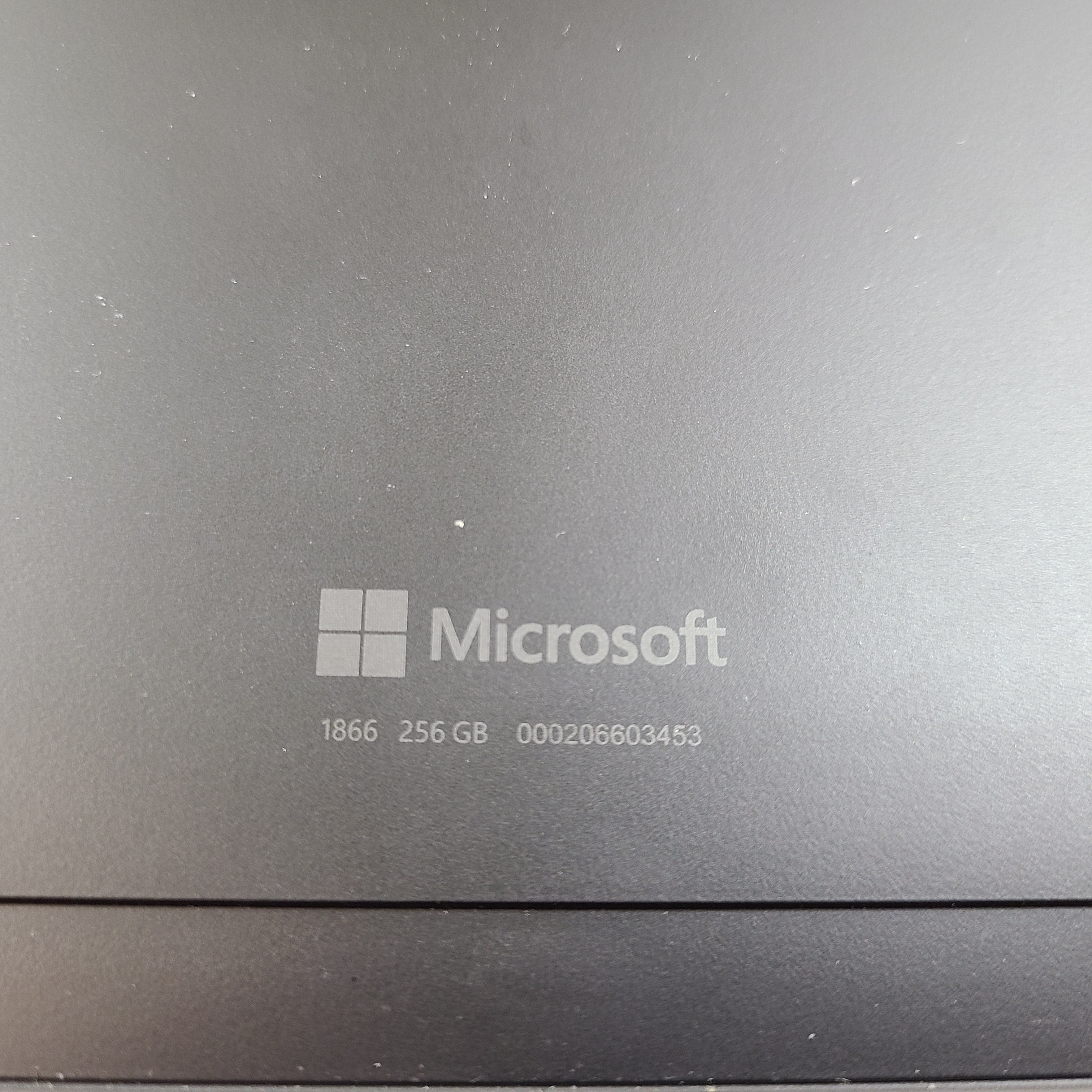 Microsoft Surface Pro 7 8GB RAM 256GB SSD Model 1866 Tablet Black