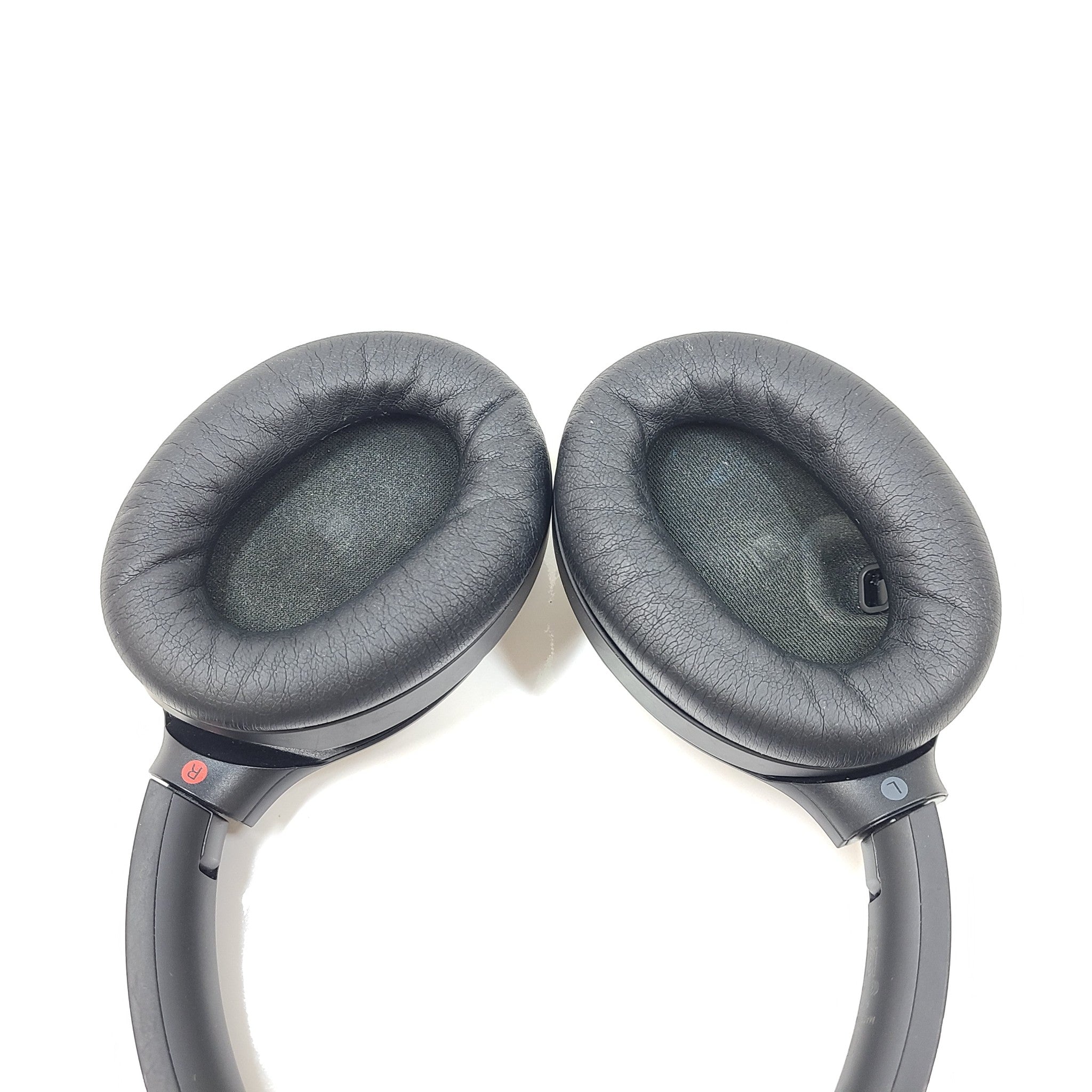 Sony WH-1000XM4 Premium Over-Ear Wireless Headphones Black GRADE C-