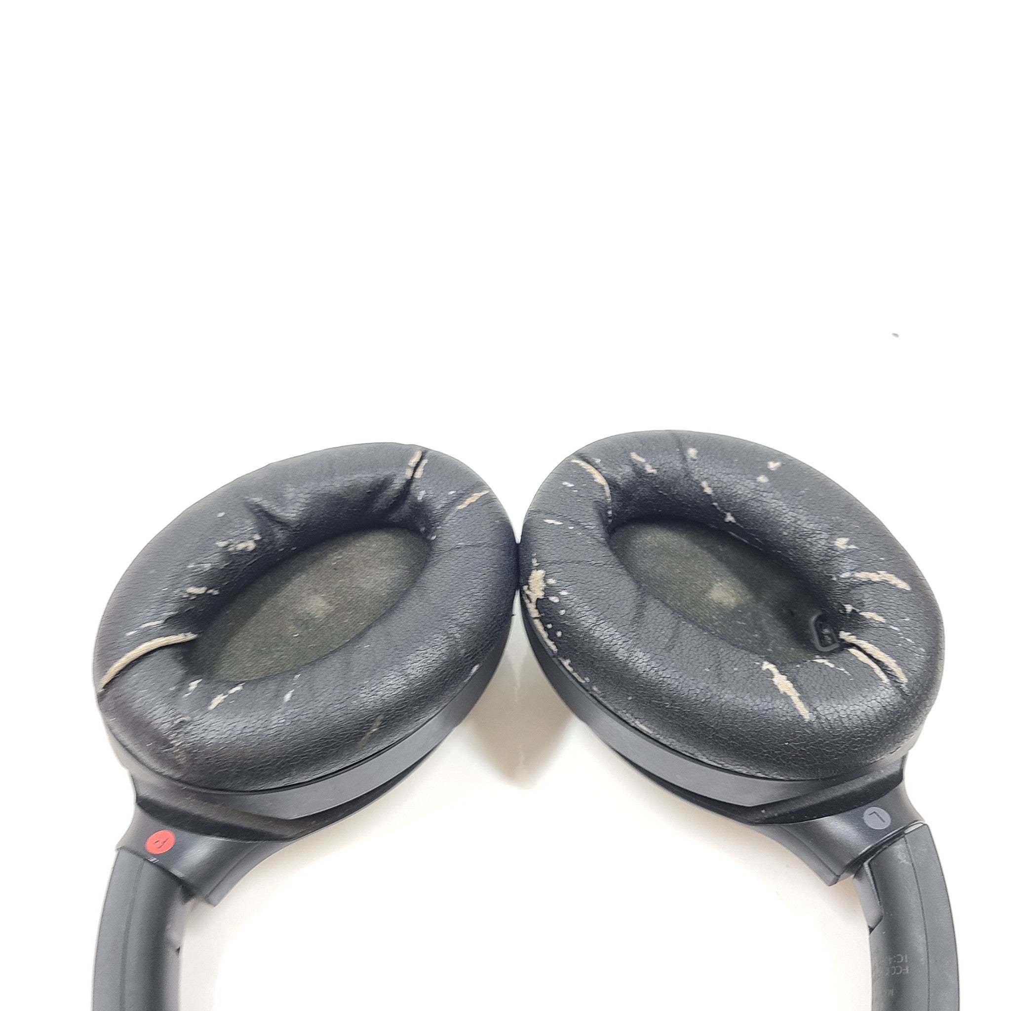 Sony WH-1000XM4 Premium Over-Ear Wireless Headphones Black GRADE C