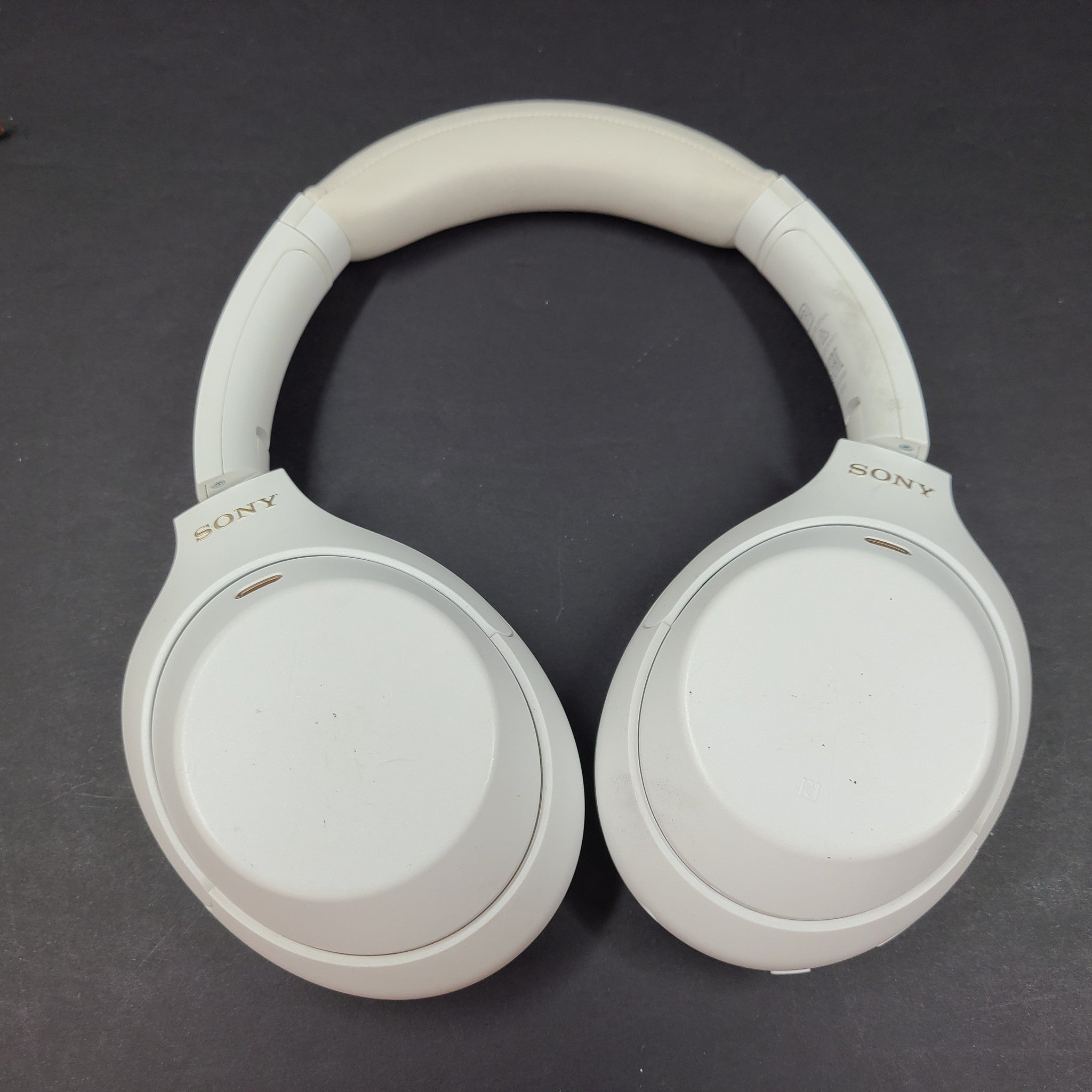 Sony WH-1000XM4 Wireless Over-Ear NC Bluetooth Headphones White no case GRADE B-