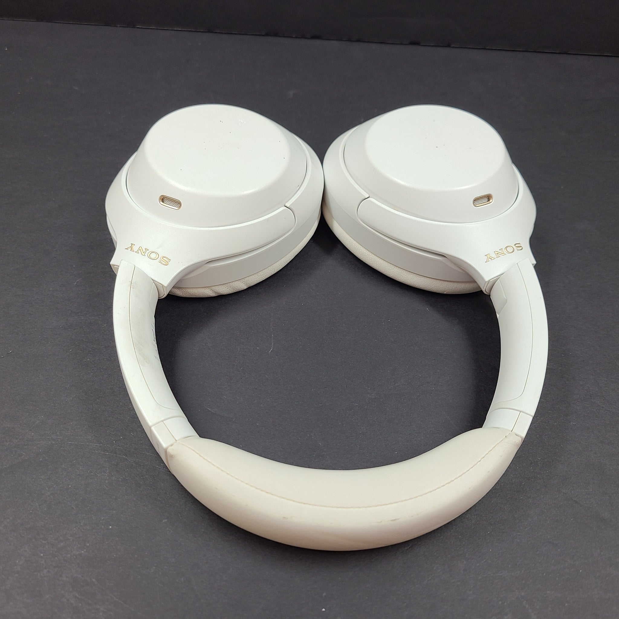 Sony WH-1000XM4 Wireless Over-Ear NC Bluetooth Headphones White no case GRADE B-