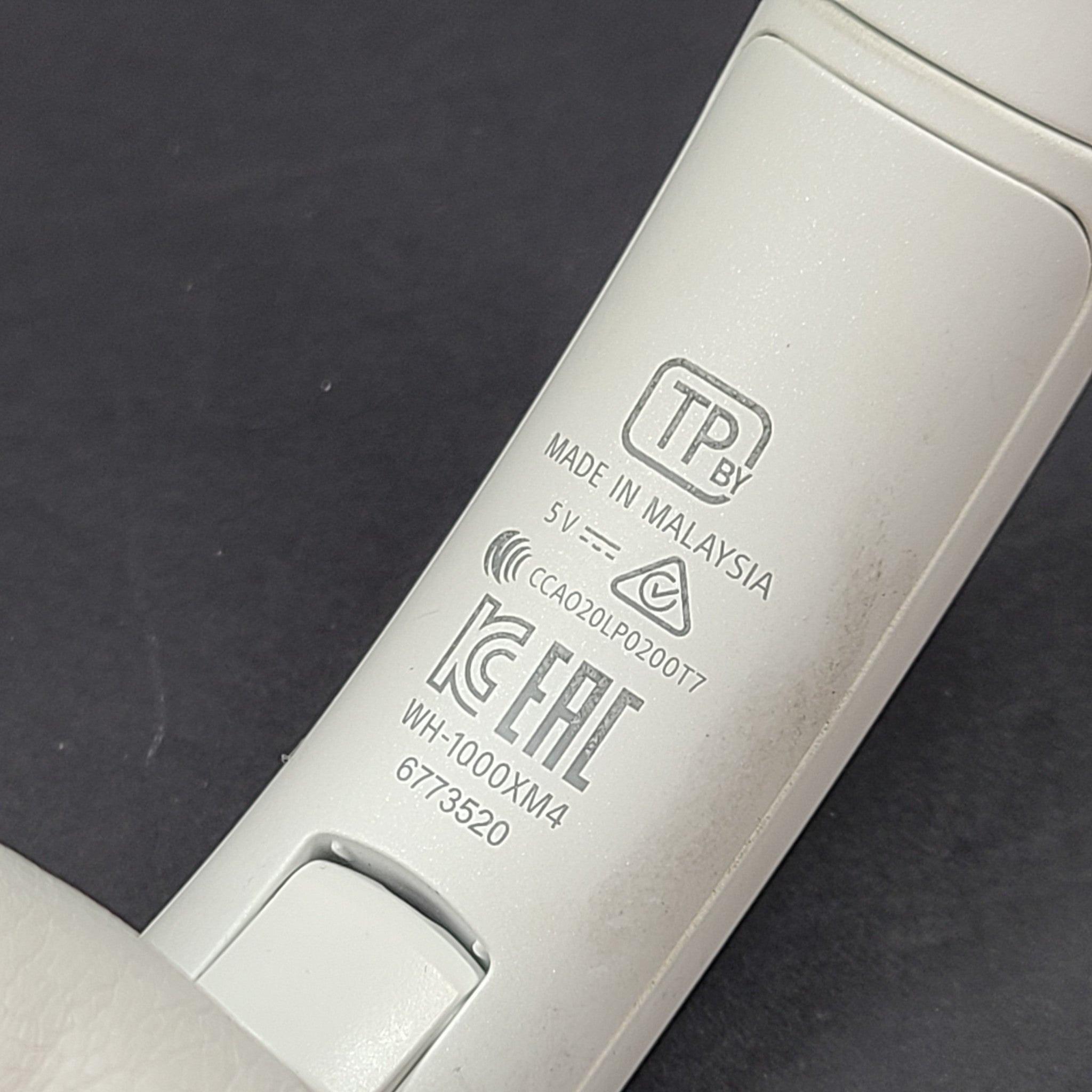 Sony WH-1000XM4 Wireless Over-Ear NC Bluetooth Headphones White no case GRADE B-