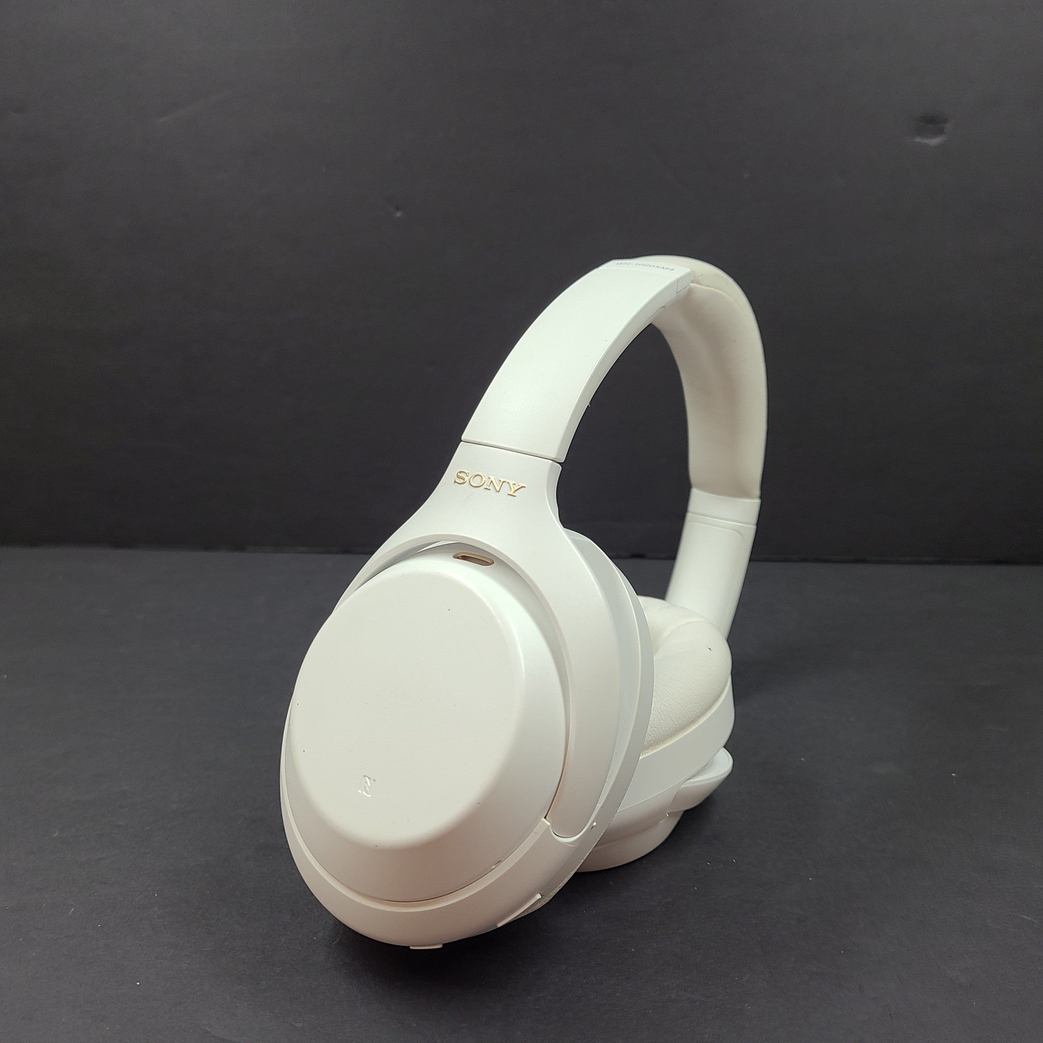 Sony WH-1000XM4 Wireless Over-Ear NC Bluetooth Headphones White no case GRADE B-