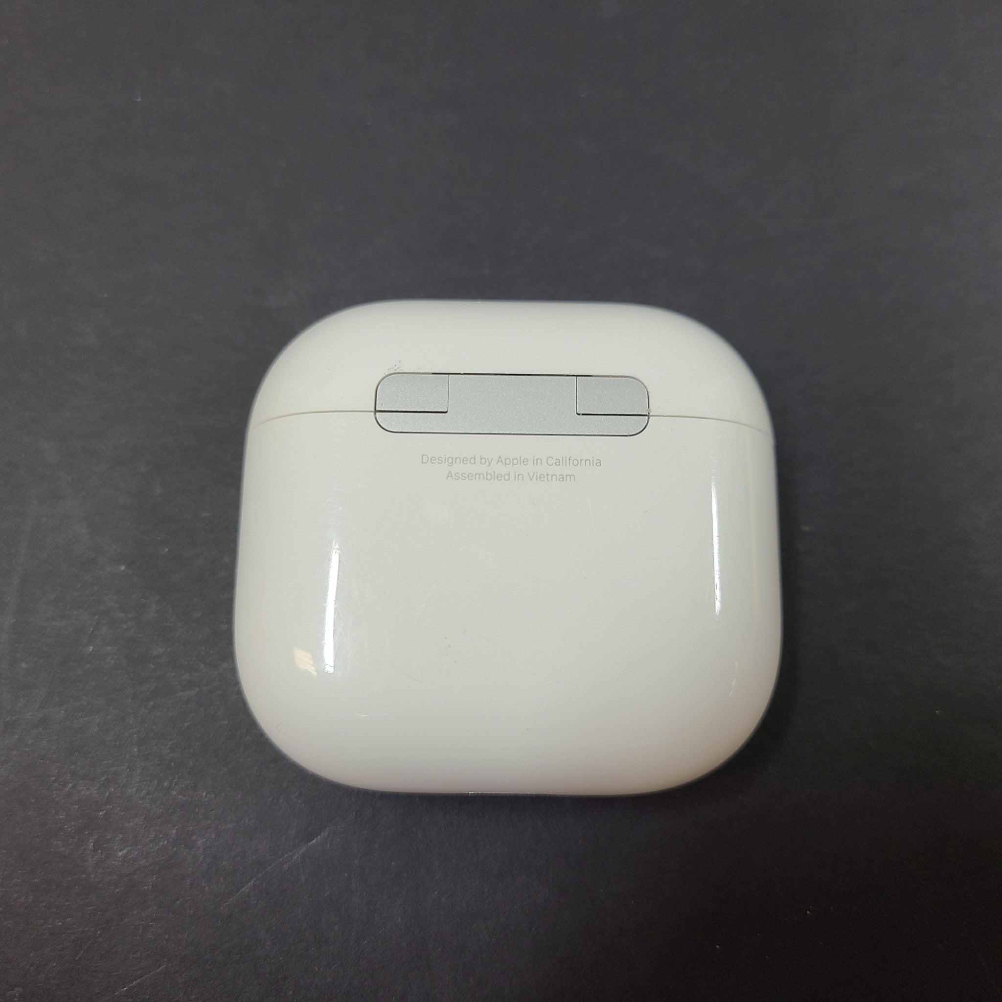 Apple AirPods 4th Generation Charging Case MagSafe Genuine OEM Apple - A3058