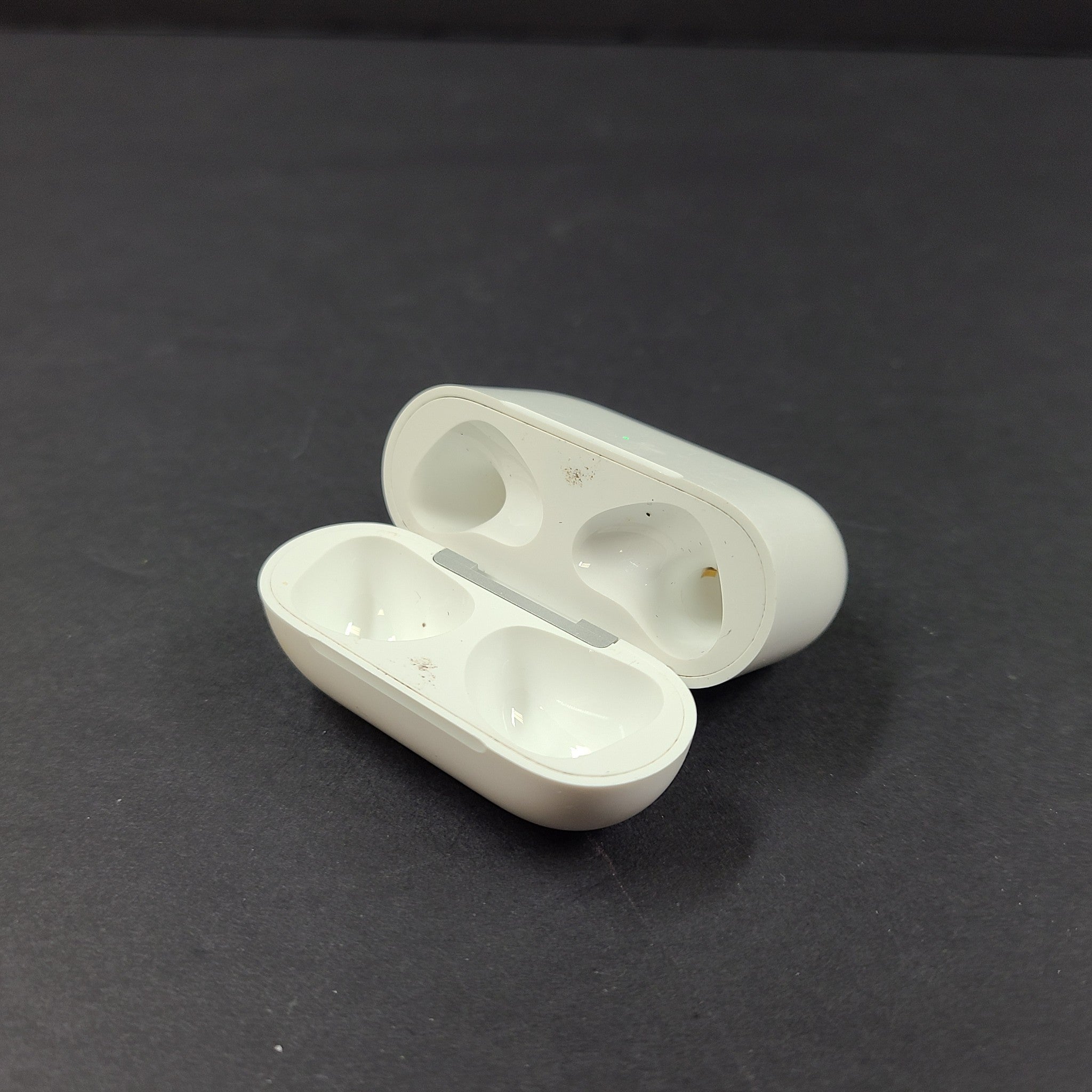 Apple AirPods 3rd Gen. A2566 Charging Case Only MagSafe Genuine Apple OEM