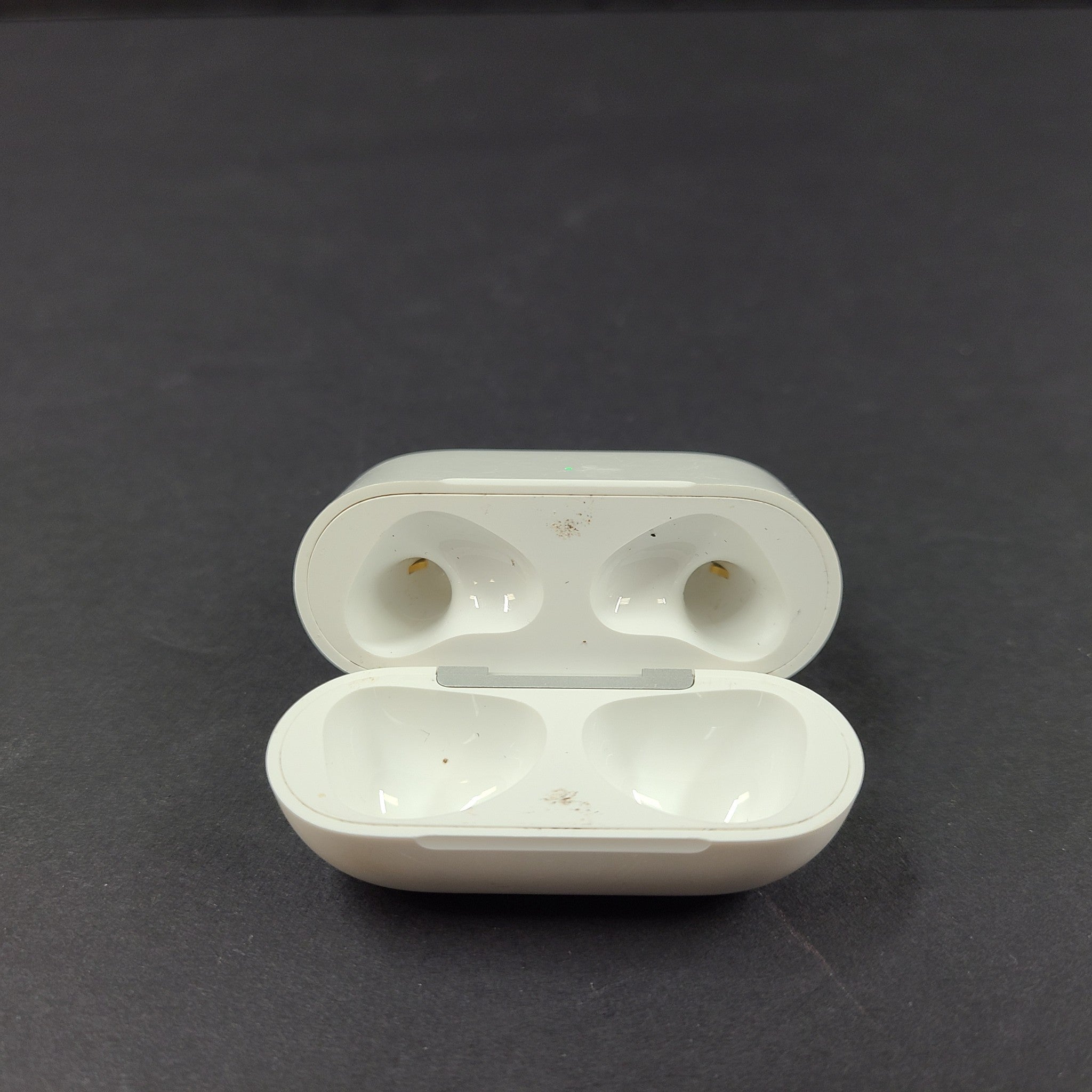 Apple AirPods 3rd Gen. A2566 Charging Case Only MagSafe Genuine Apple OEM