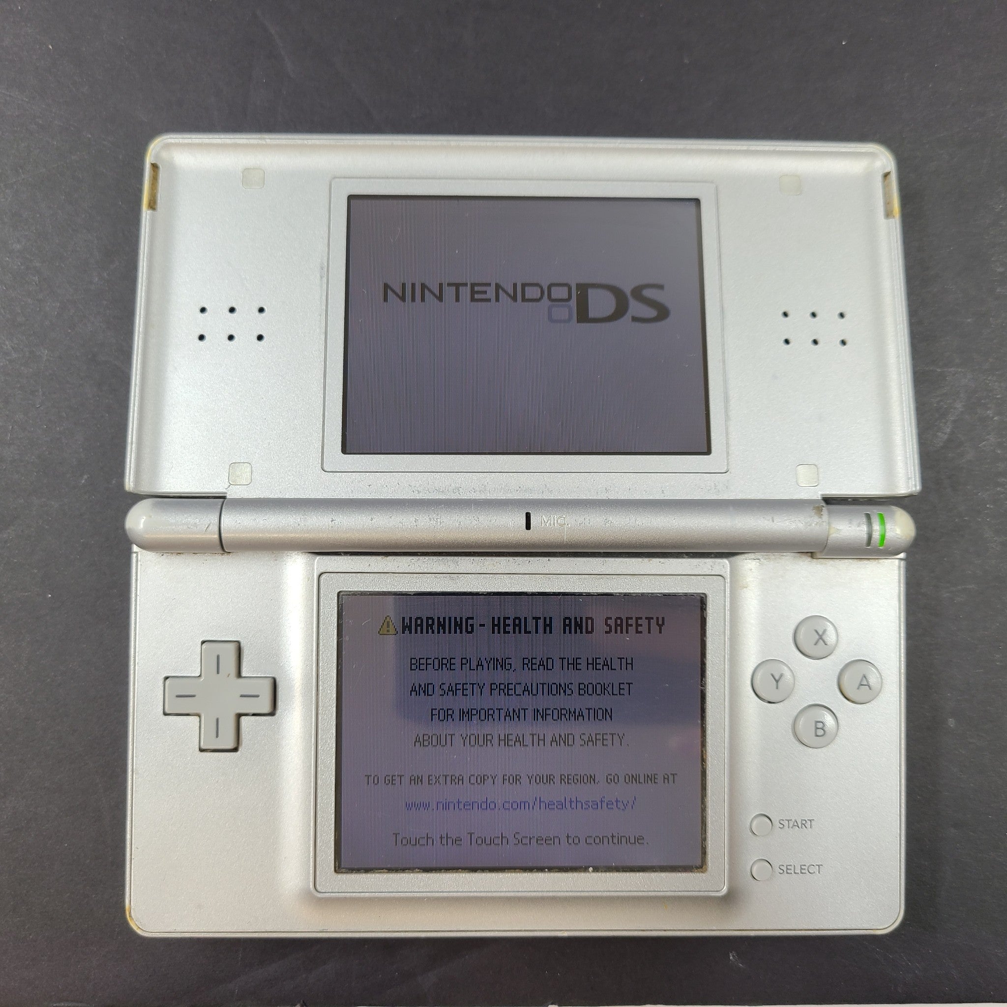 Nintendo DS lite USG-001 Handheld Gaming System Console - Gray - READ