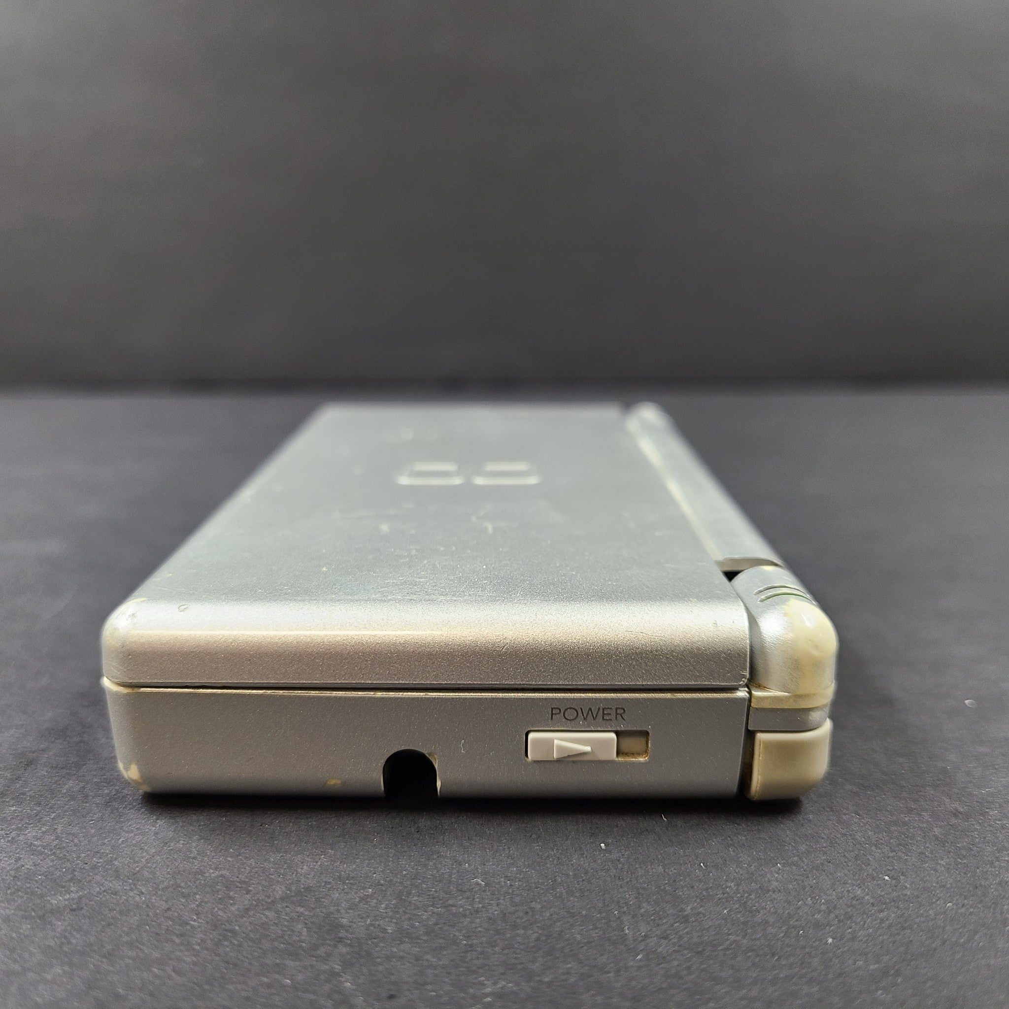 Nintendo DS lite USG-001 Handheld Gaming System Console - Gray - READ