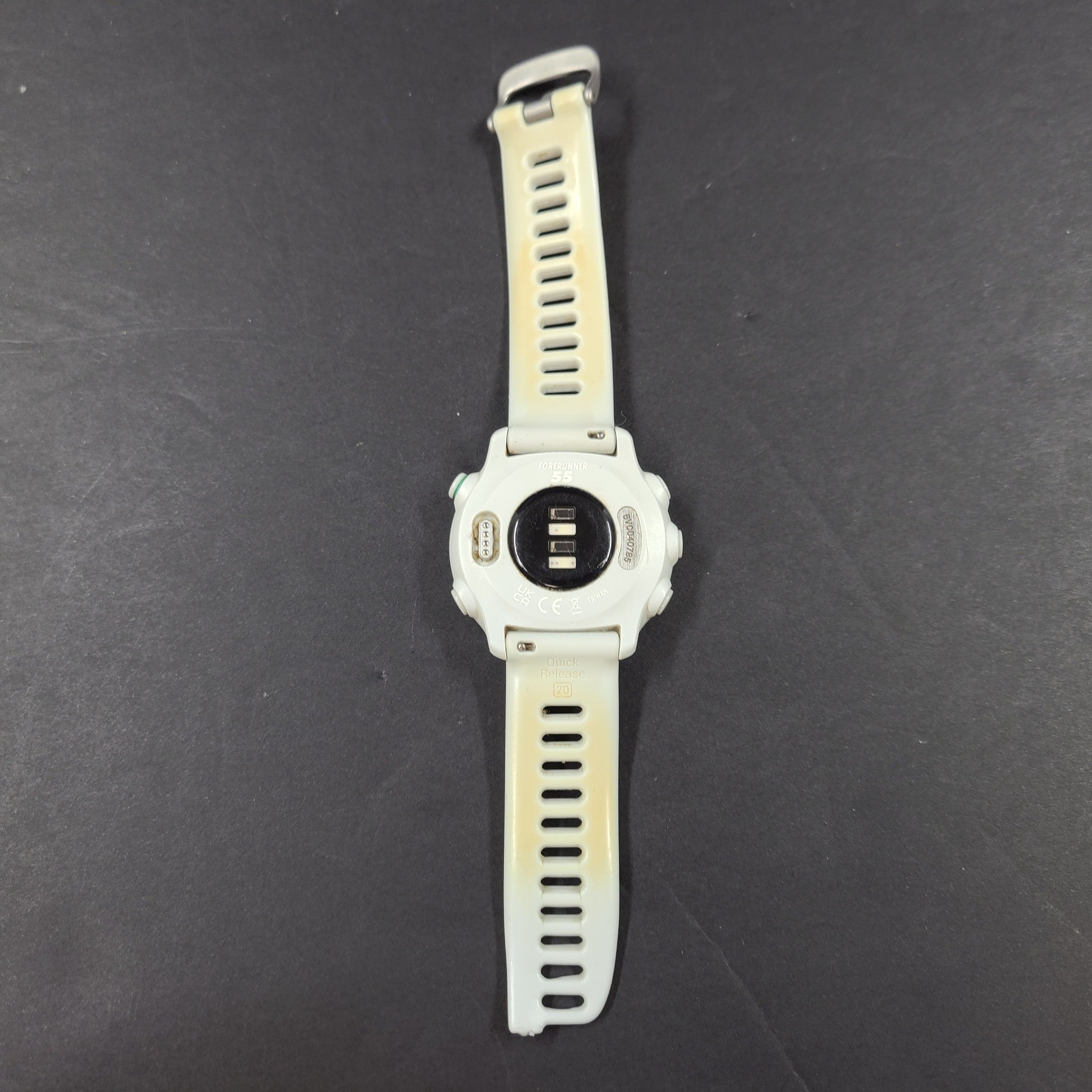 Garmin Forerunner 55 GPS Heart Rate Monitor Fitness Smartwatch - White READ BAND