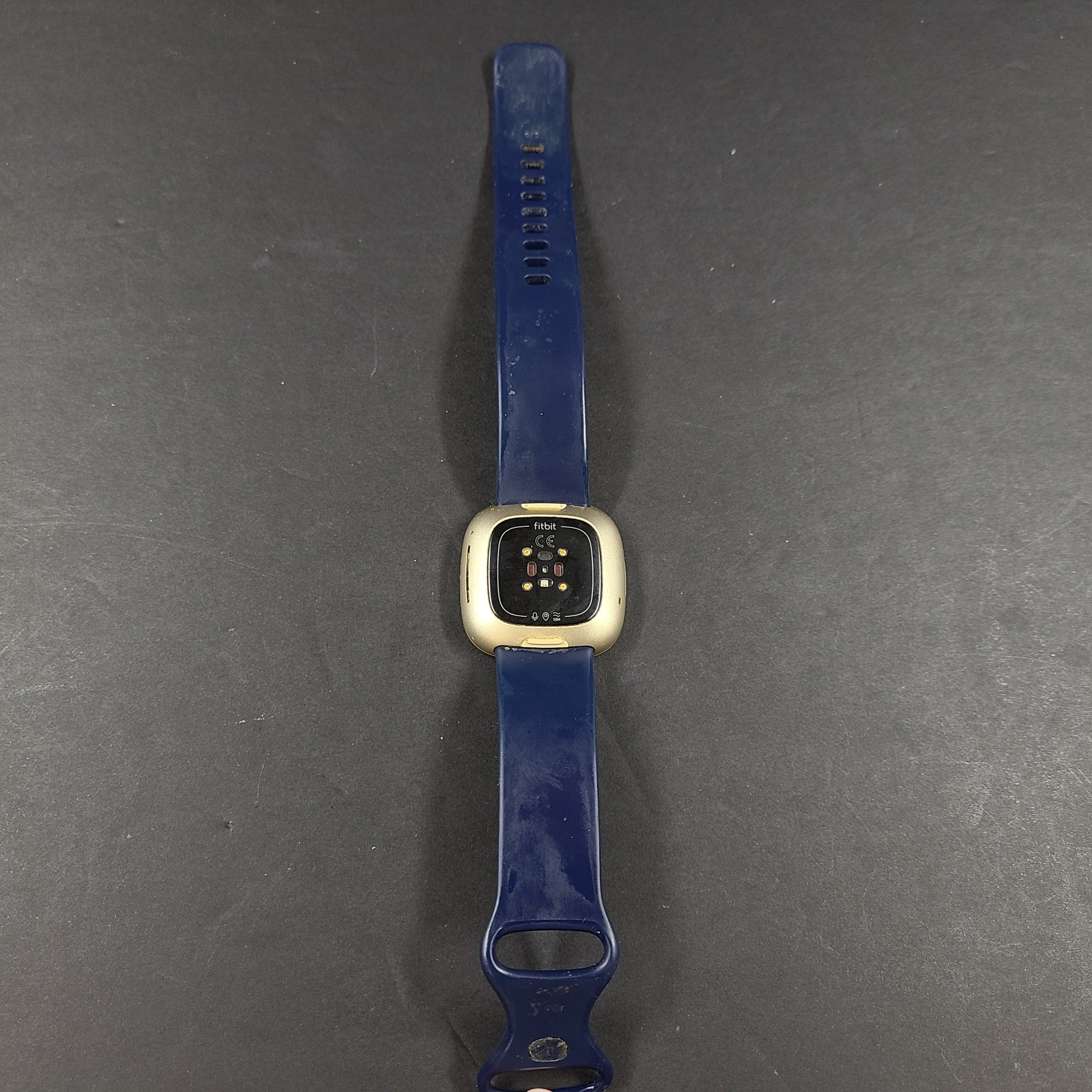 Fitbit Versa 3 FB511 Fitness Activity Tracker Watch - Gold- GRADE B