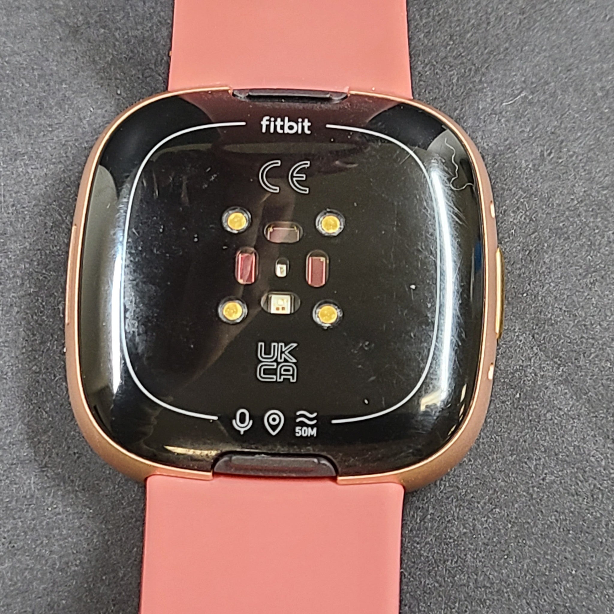 Fitbit Versa 4 FB523 Fitness Activity Tracker Watch Rose Gold GRADE B