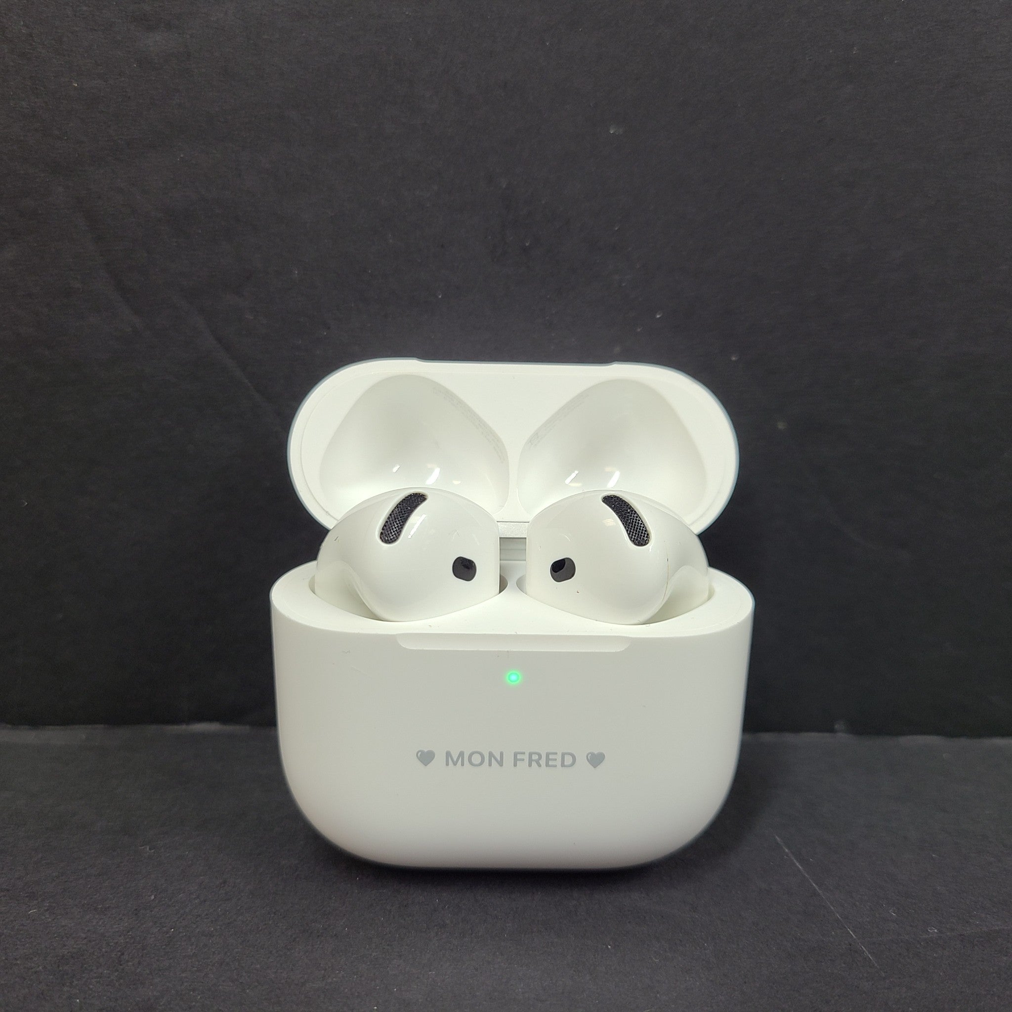 Apple AirPods 4th Gen ANC Earphones Set with MagSafe Case 100% Genuine A3059 PE