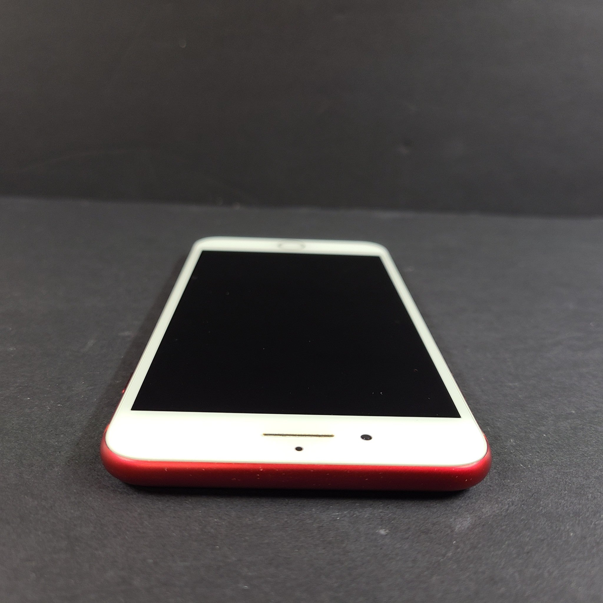 Apple iPhone 7 Plus - 128GB - Product red(Unlocked) A1784 (GSM) GRADE B+