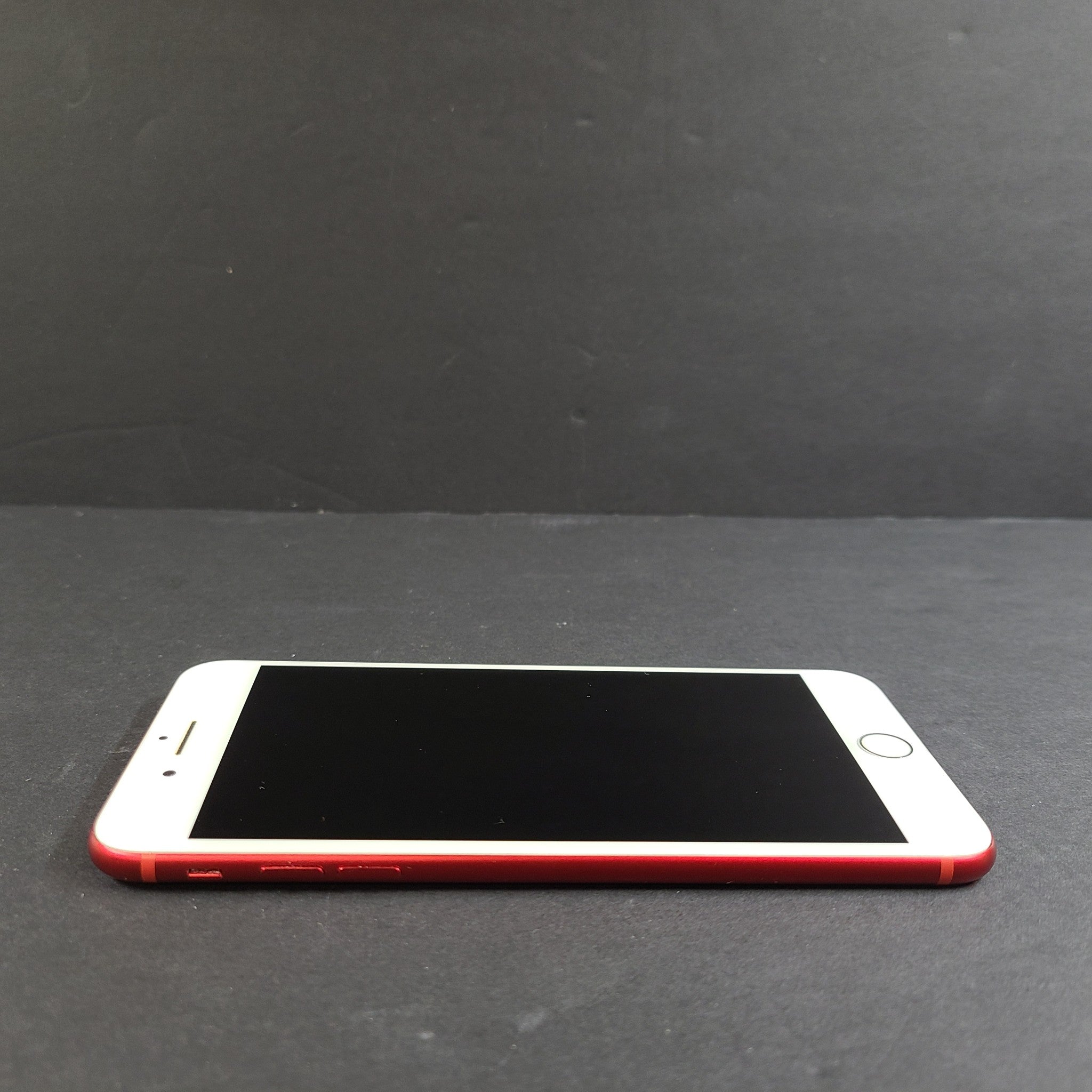 Apple iPhone 7 Plus - 128GB - Product red(Unlocked) A1784 (GSM) GRADE B+