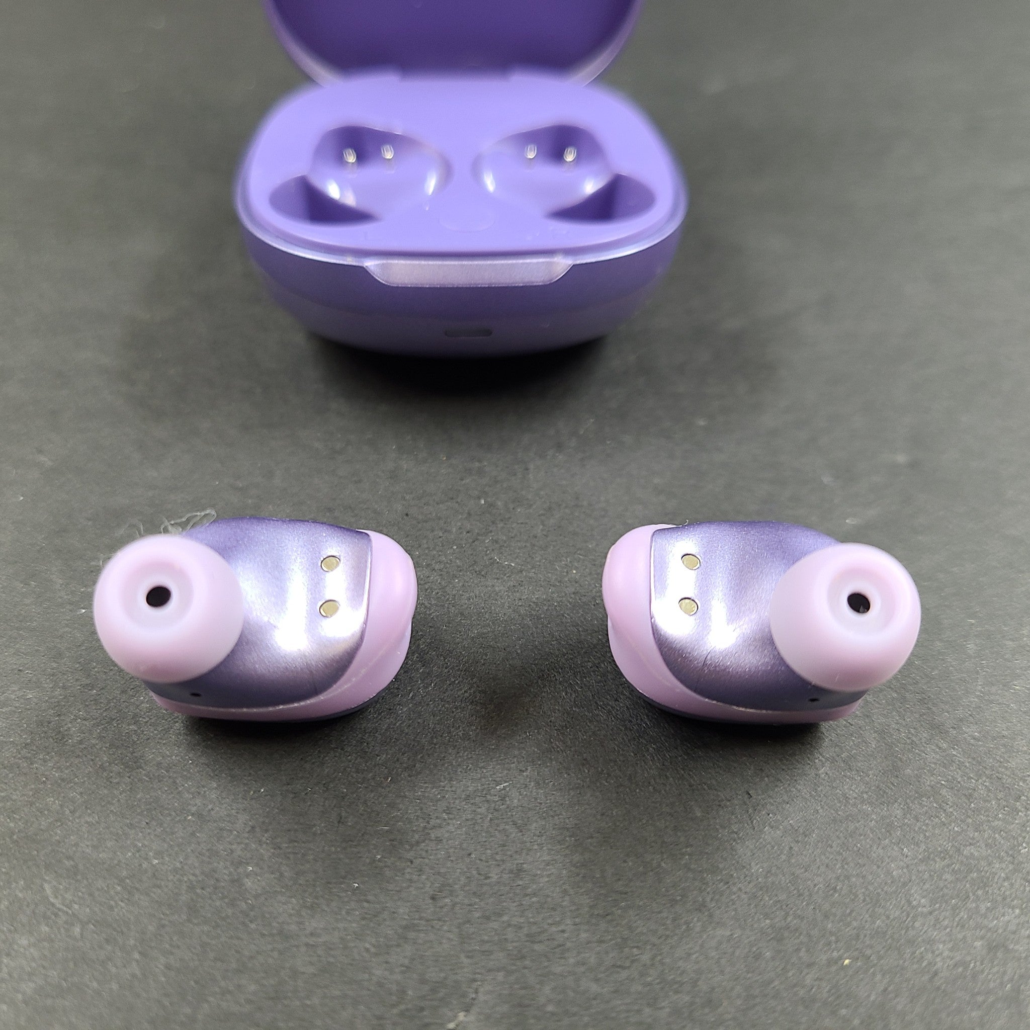 Raycon The Fitness RBE745 Pro Wireless Bluetooth In-Ear Earbuds Metallic Purple