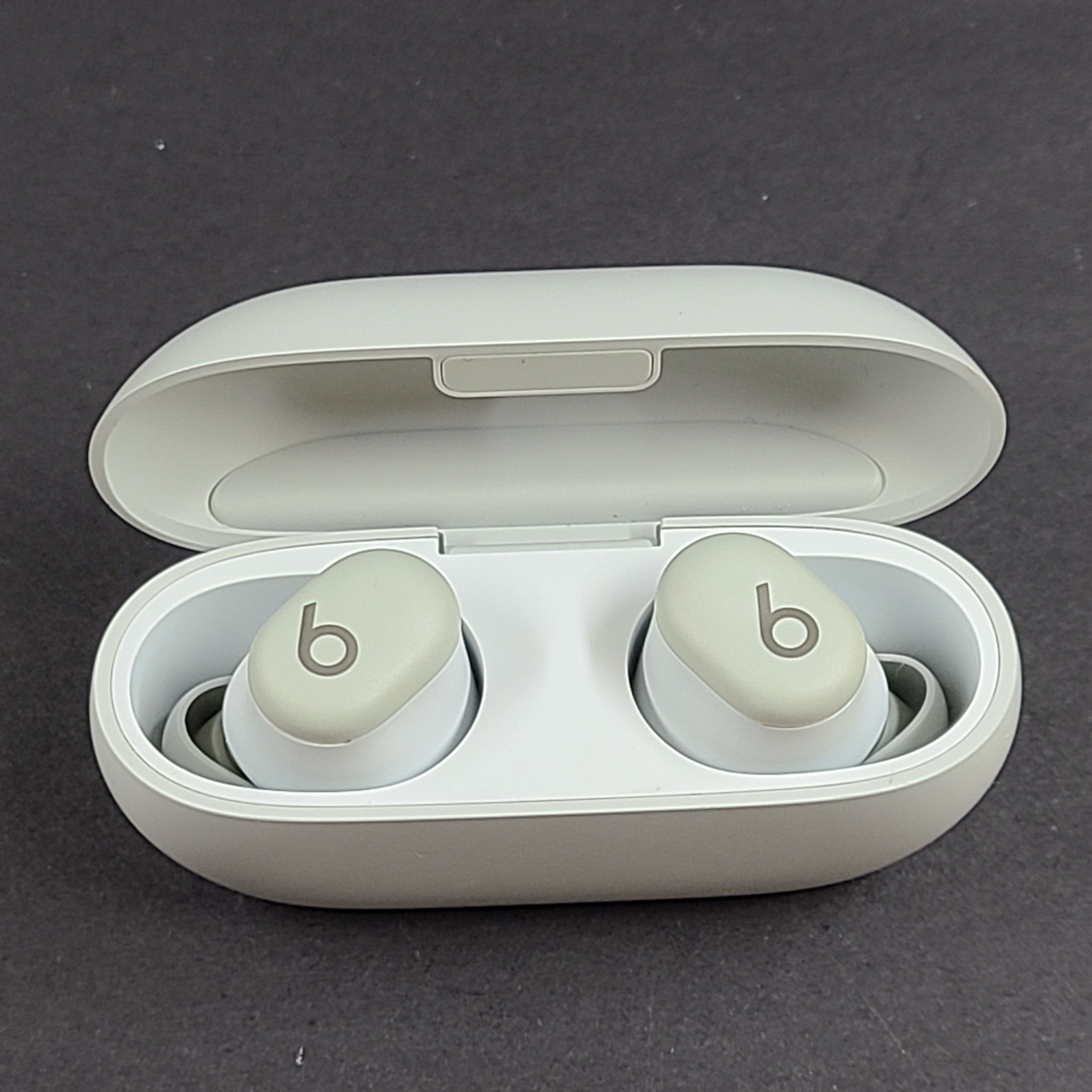 Beats by Dr. Dre Solo Buds In Ear Headphones A3152 - Gray