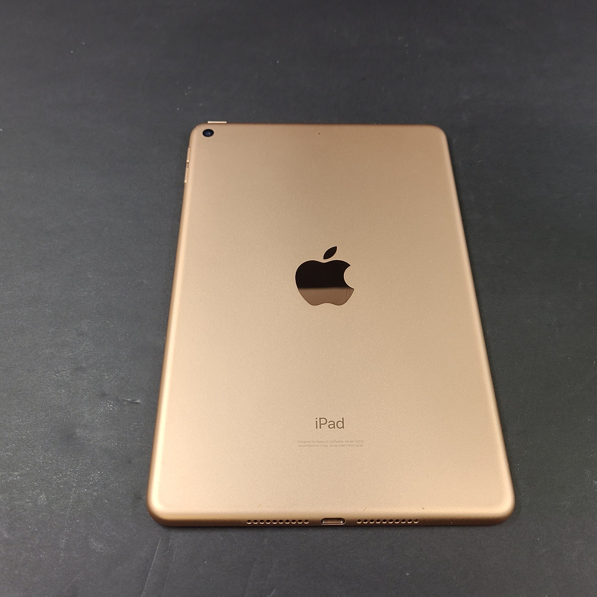 Apple iPad Mini 5 (5th Generation)  WiFi, 7.9in, A2133 Rose Gold FOR PARTS