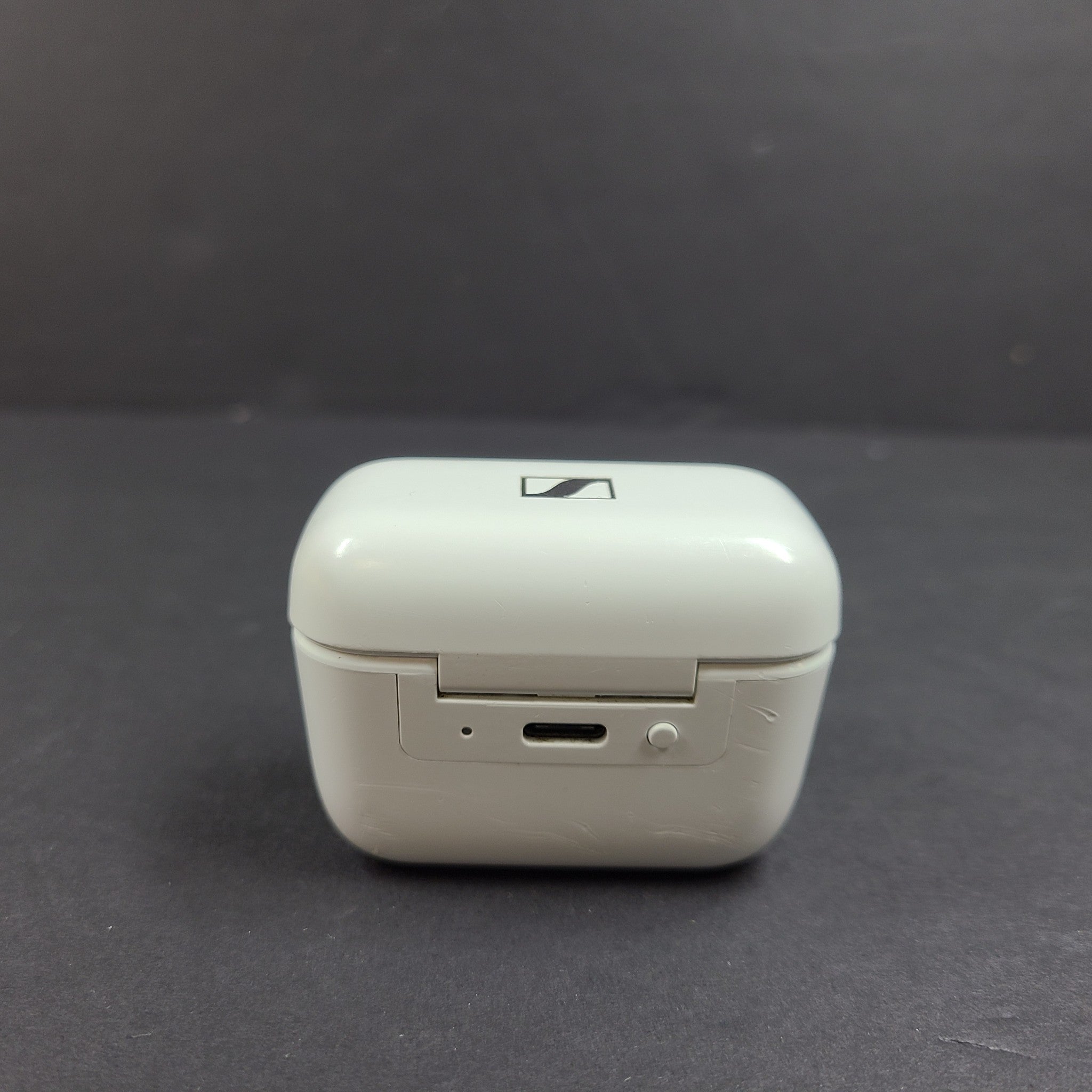Sennheiser CX400 True Wireless Earbud (CX400TW1) CHARGE CASE ONLY - White