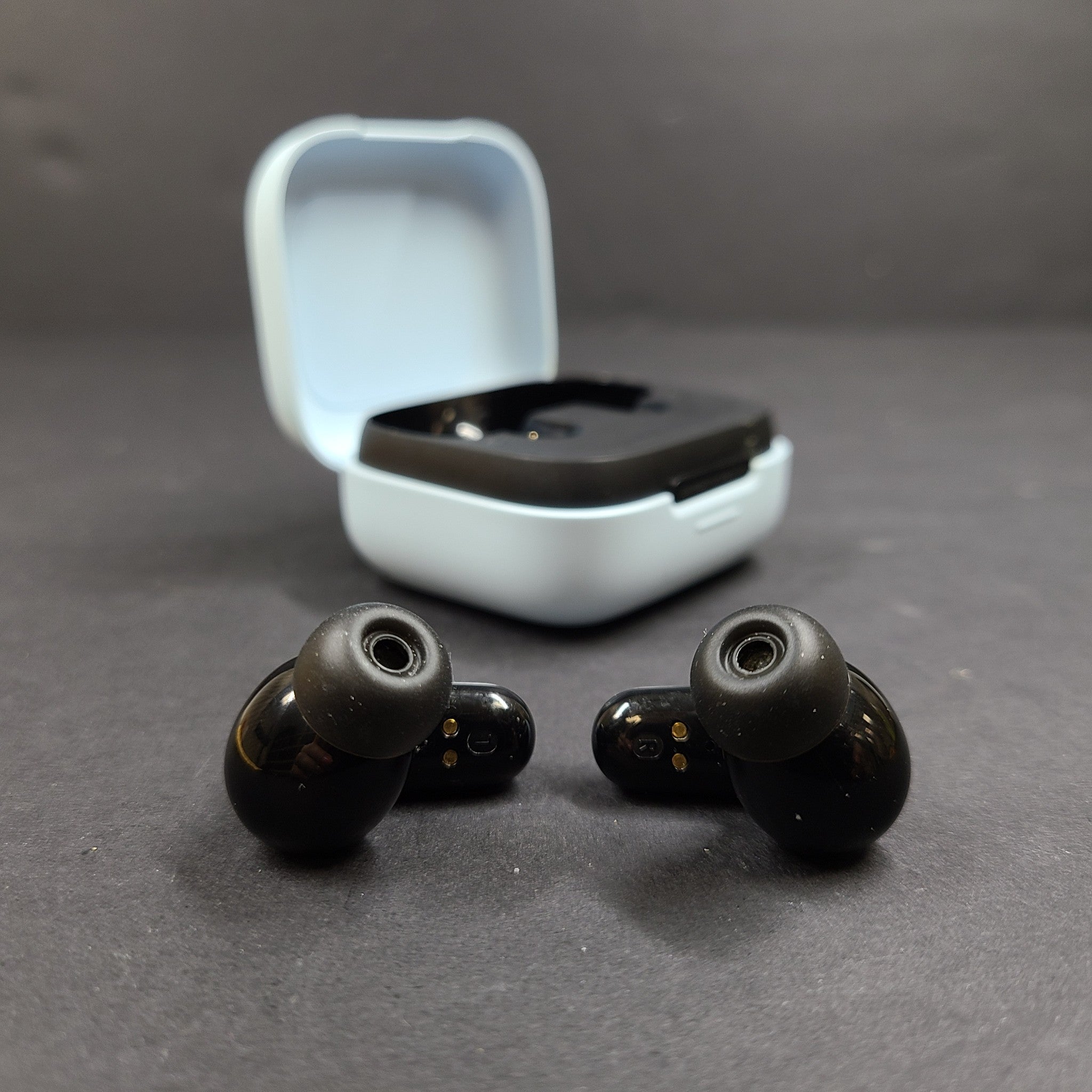 Anker Soundcore P30i Noise Cancelling Wireless Earbuds A3959 - Light Blue