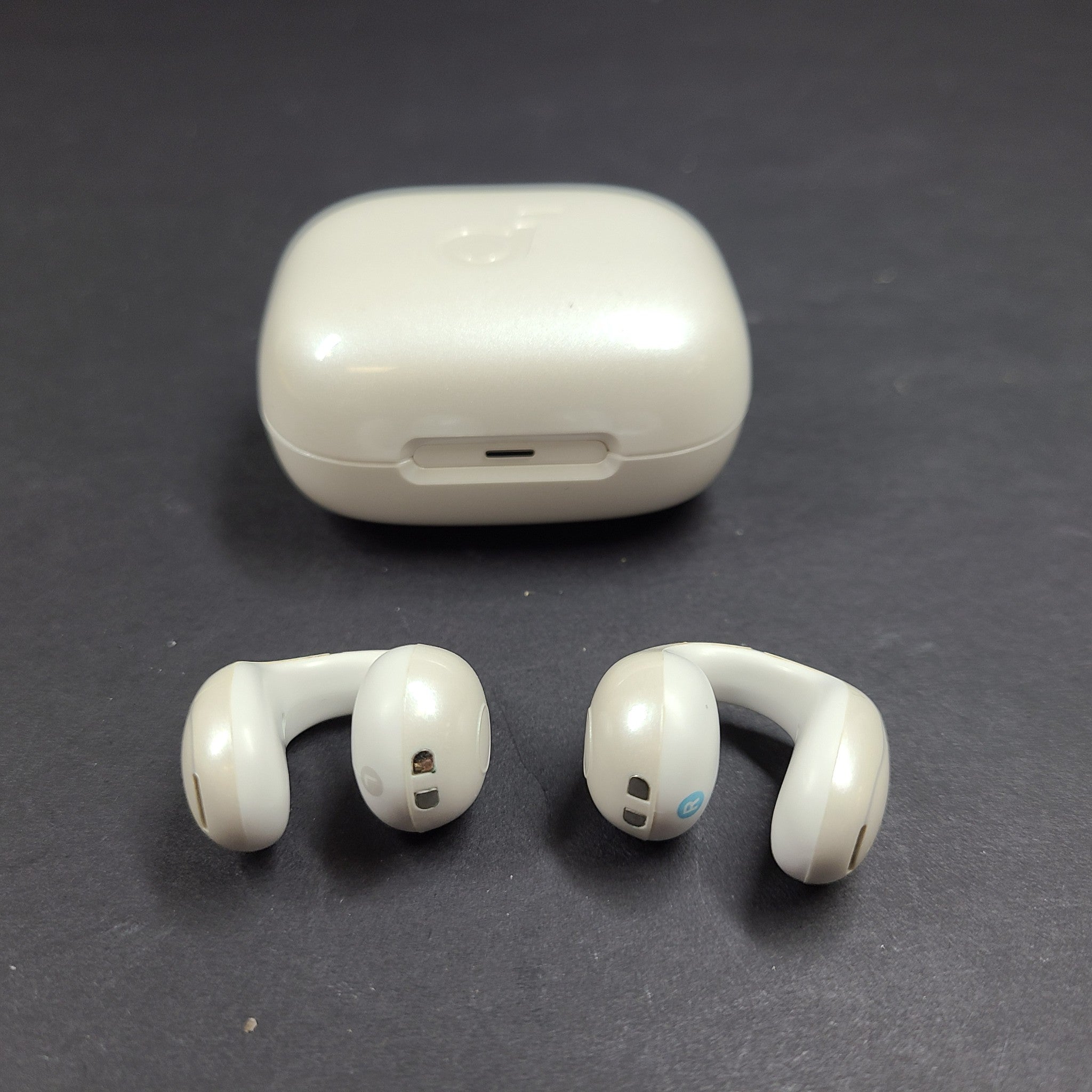Soundcore C30i by Anker Open-Ear Earbuds Clip-On Standard A3330 - White