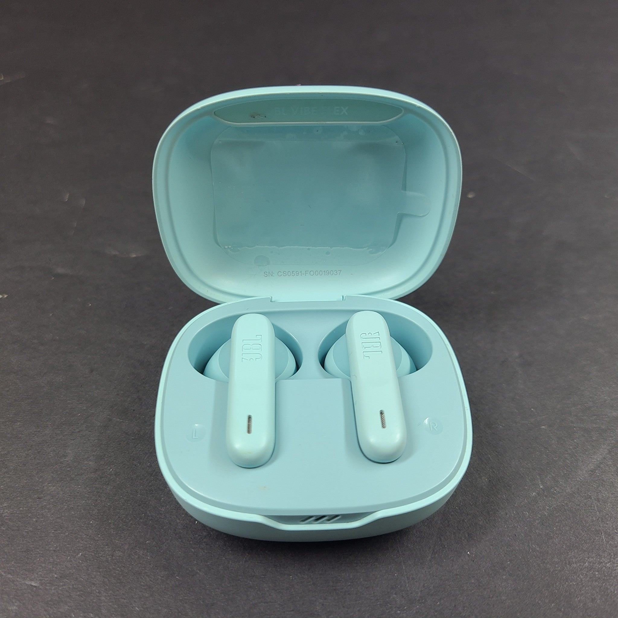 JBL Vibe Flex TWS Bluetooth Noise Cancelling Earbuds - Light Blue