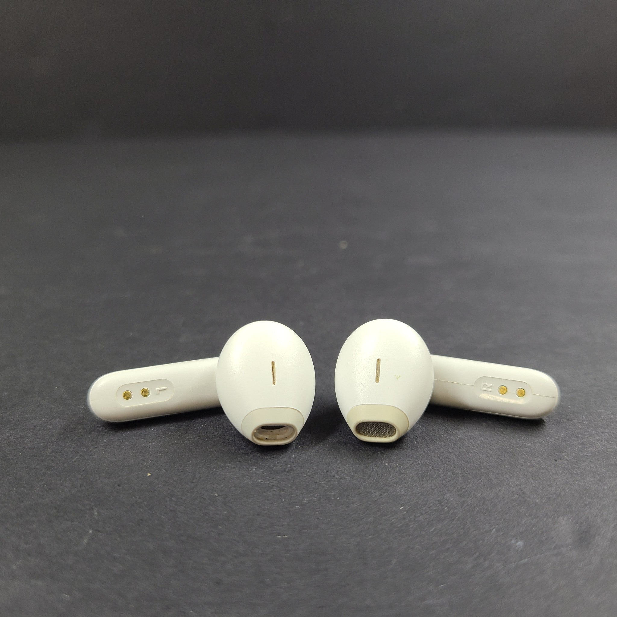 JBL Vibe Flex TWS Bluetooth Noise Cancelling Earbuds - White