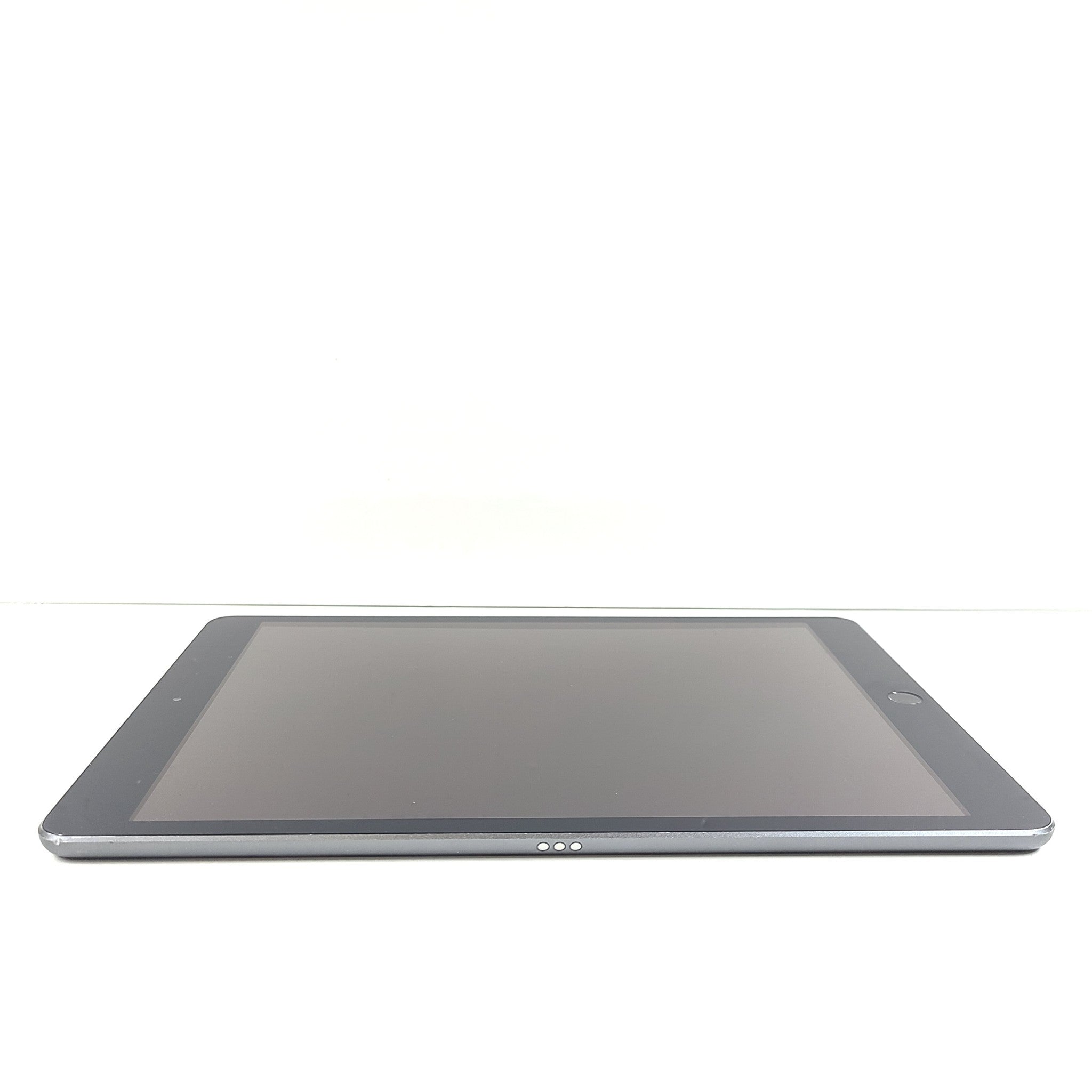 Apple iPad 7 7th Generation 32GB A2197 Wi-Fi 10.2" iOS Tablet Space Gray READ!!!