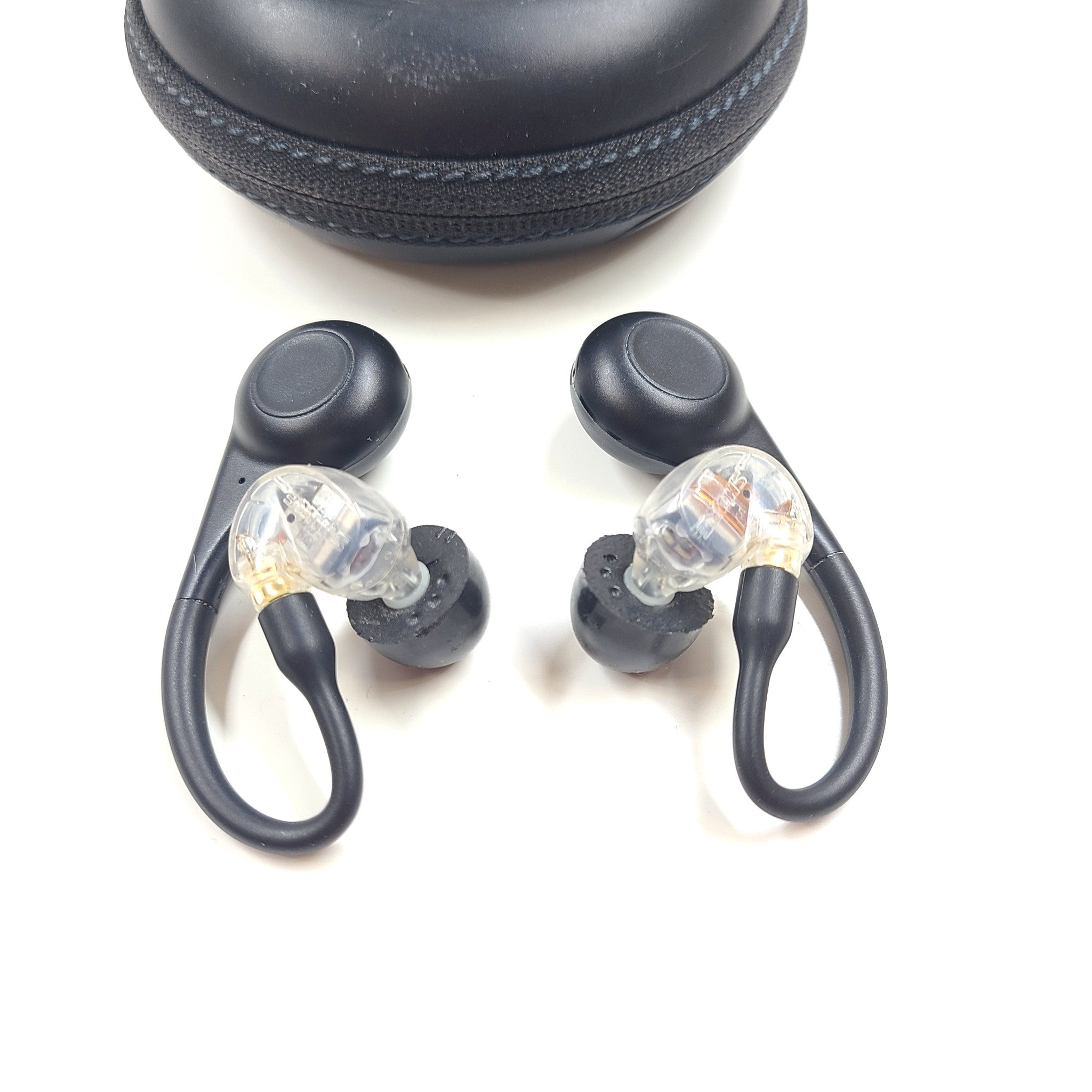 Shure SE525 Earbuds + RMCE-TW1 True Wireless Bluetooth Adapter Earphones + Case