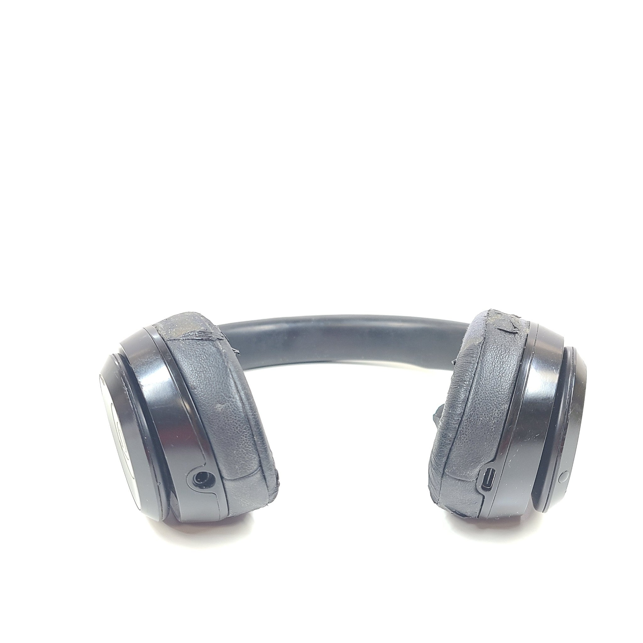 Beats Solo 4 Wireless On-Ear Headphones - Black no case GRADE C