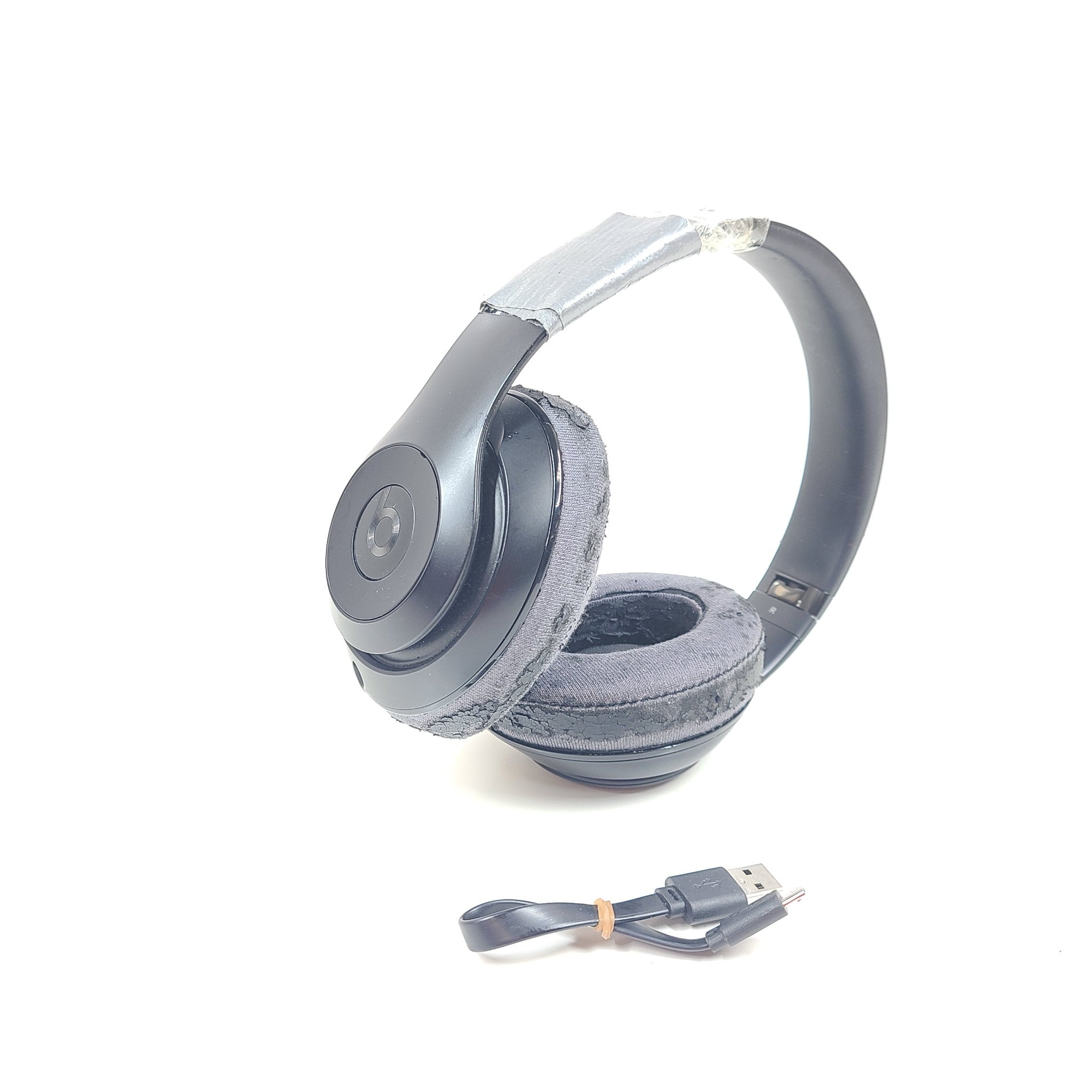 Beats Studio 3 Wireless Over the Ear Headphones READ HINGE v1
