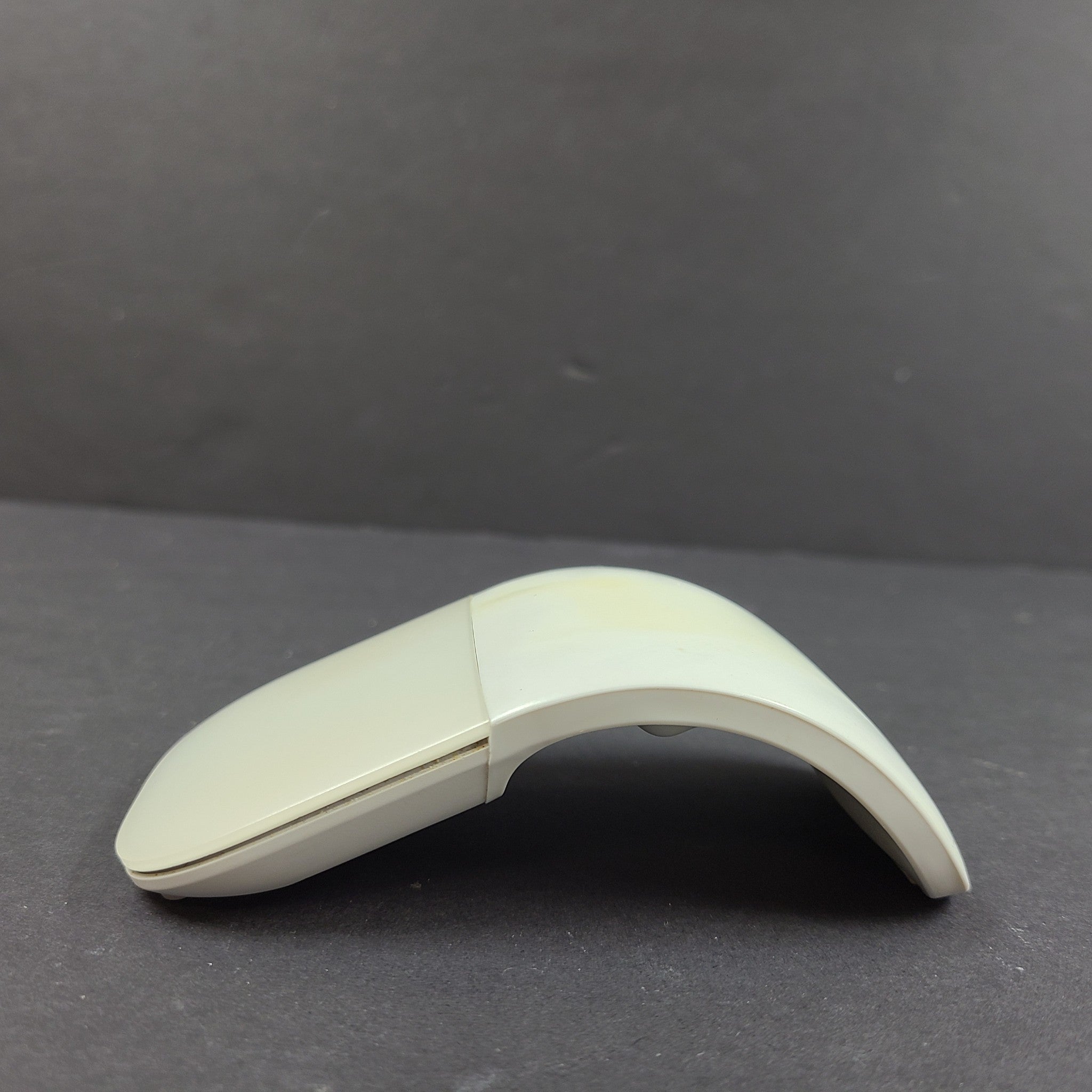 Microsoft Surface Arc BlueTrack Touch Mouse - Light Gray Model 1791 V1