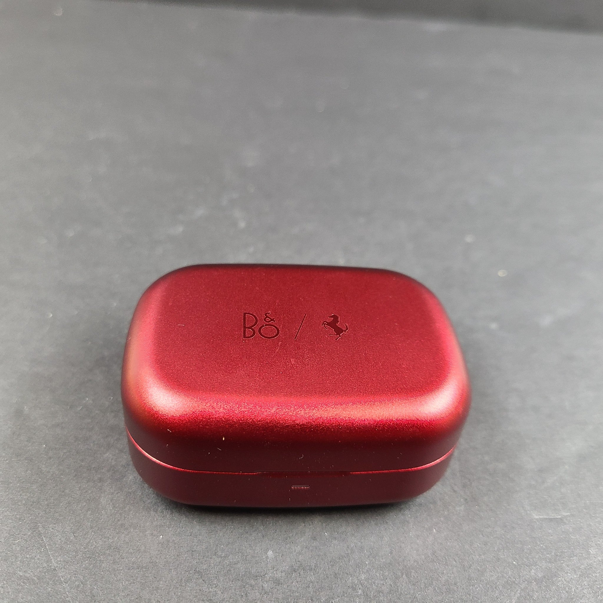 Bang & Olufsen Beoplay EX Ferrari Edition Red Wireless Earphones Mint Condition