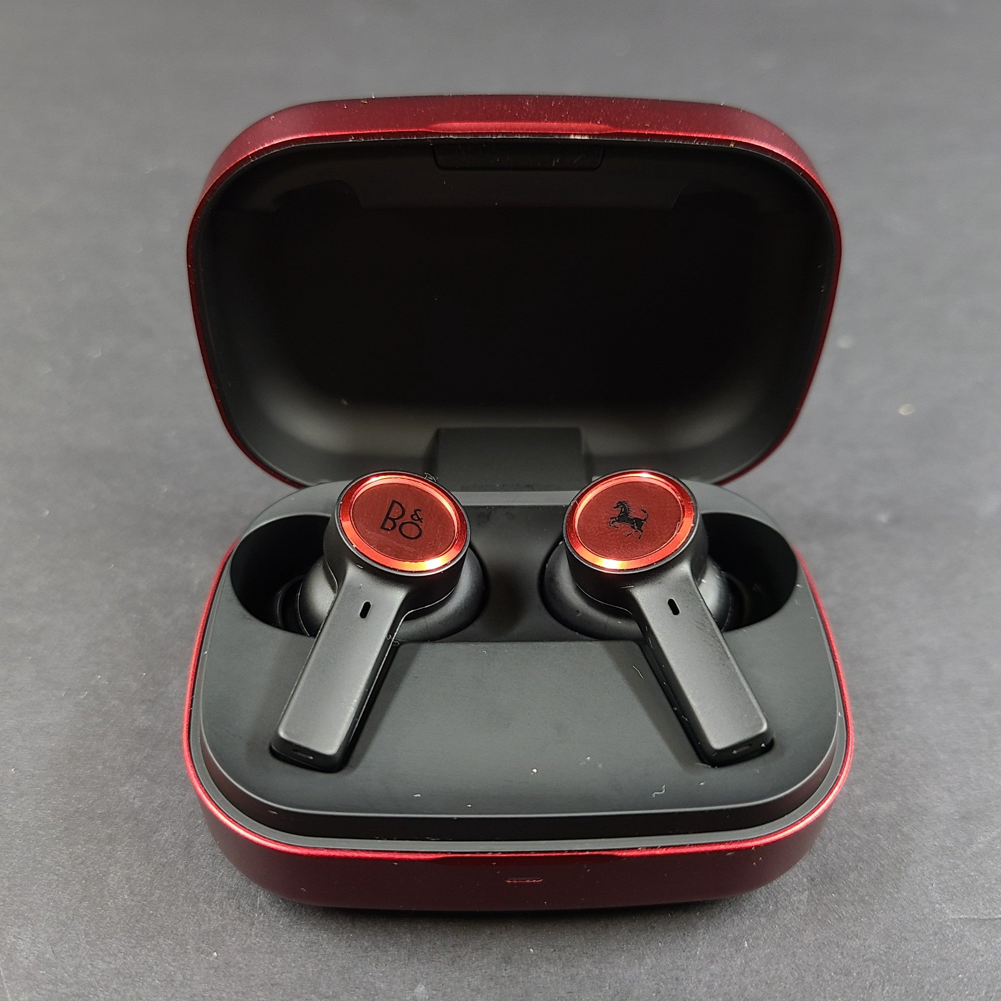 Bang & Olufsen Beoplay EX Ferrari Edition Red Wireless Earphones Mint Condition