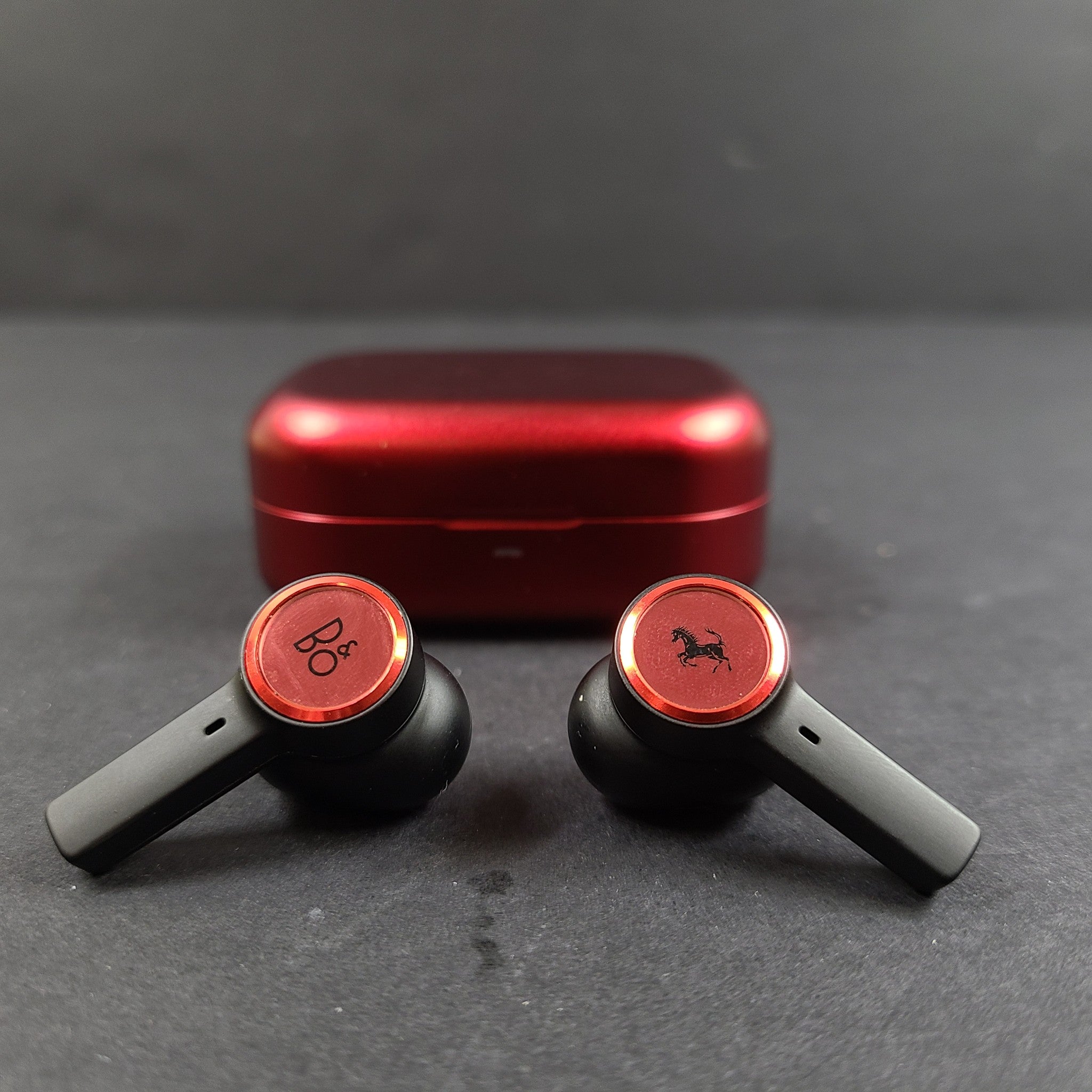 Bang & Olufsen Beoplay EX Ferrari Edition Red Wireless Earphones Mint Condition