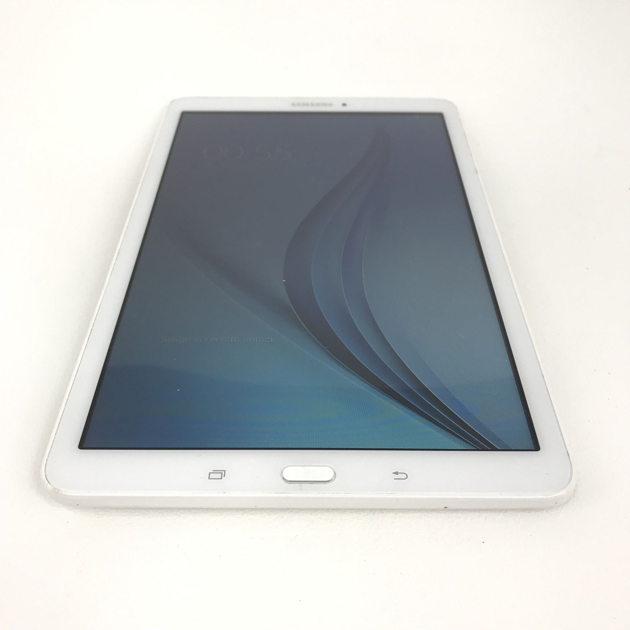 Samsung Galaxy Tab E SM-T560NU - 8GB, Wi-Fi, 9.6" - Android Tablet - White