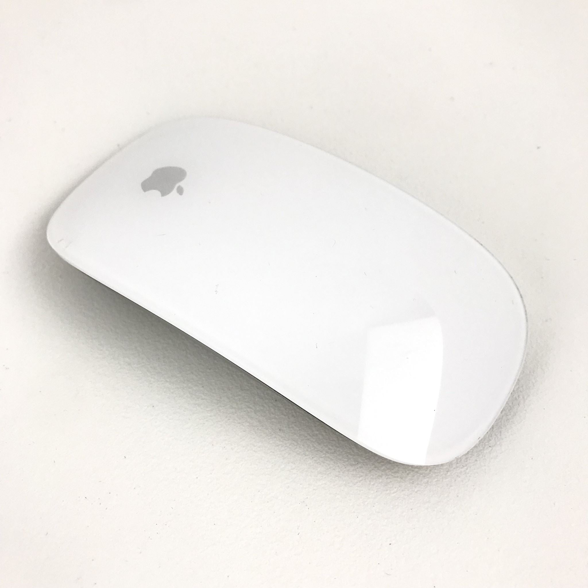 Apple Magic Mouse 2 Lightning (2nd Gen)  Wireless Bluetooth A1657