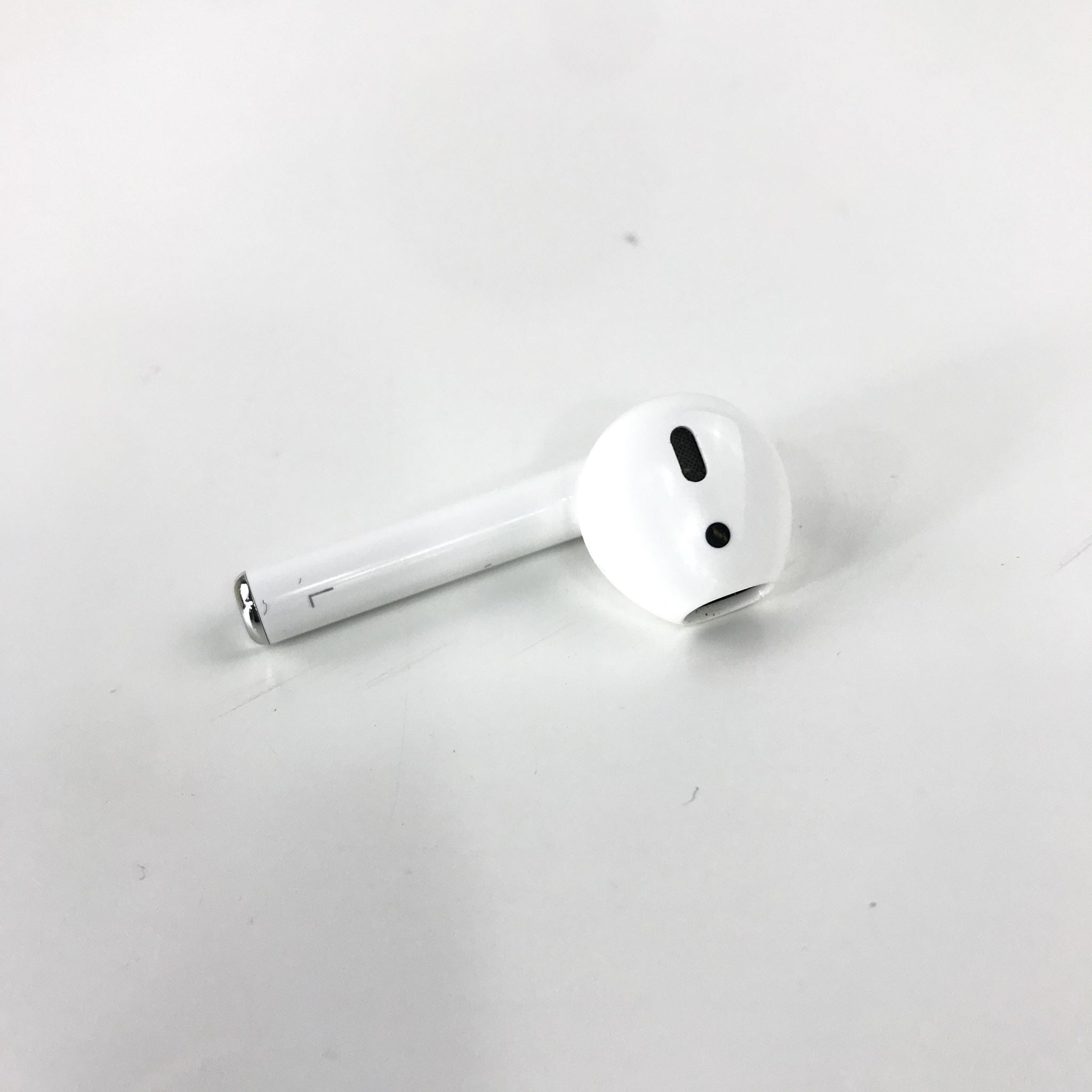 Apple AirPod 2nd Gen. Left Side A2031 Replacement OEM AirPods 2 ORIGINAL 1CHF CN