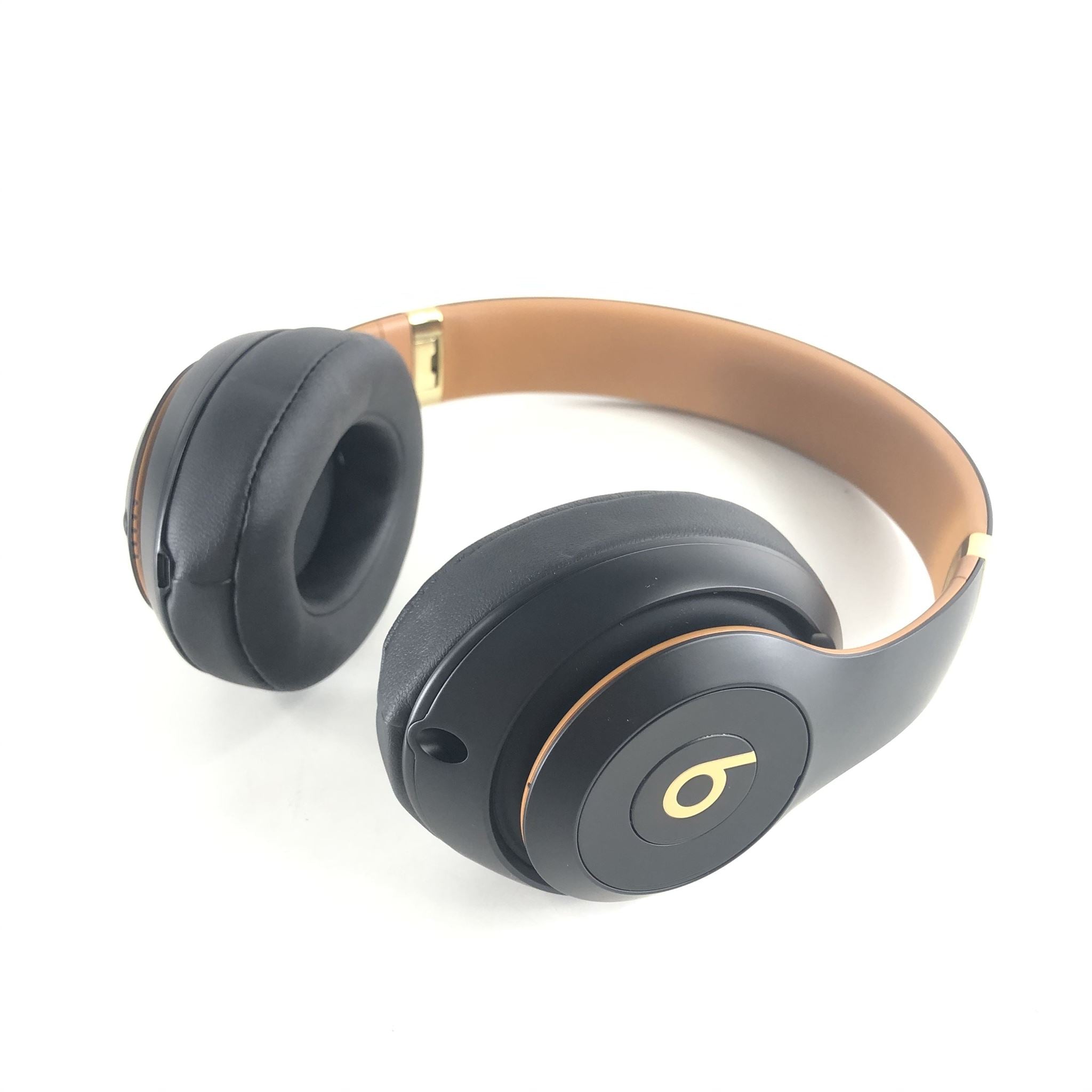 Beats by Dr. Dre Studio3 Over the Ear Wireless Headphones A1914
