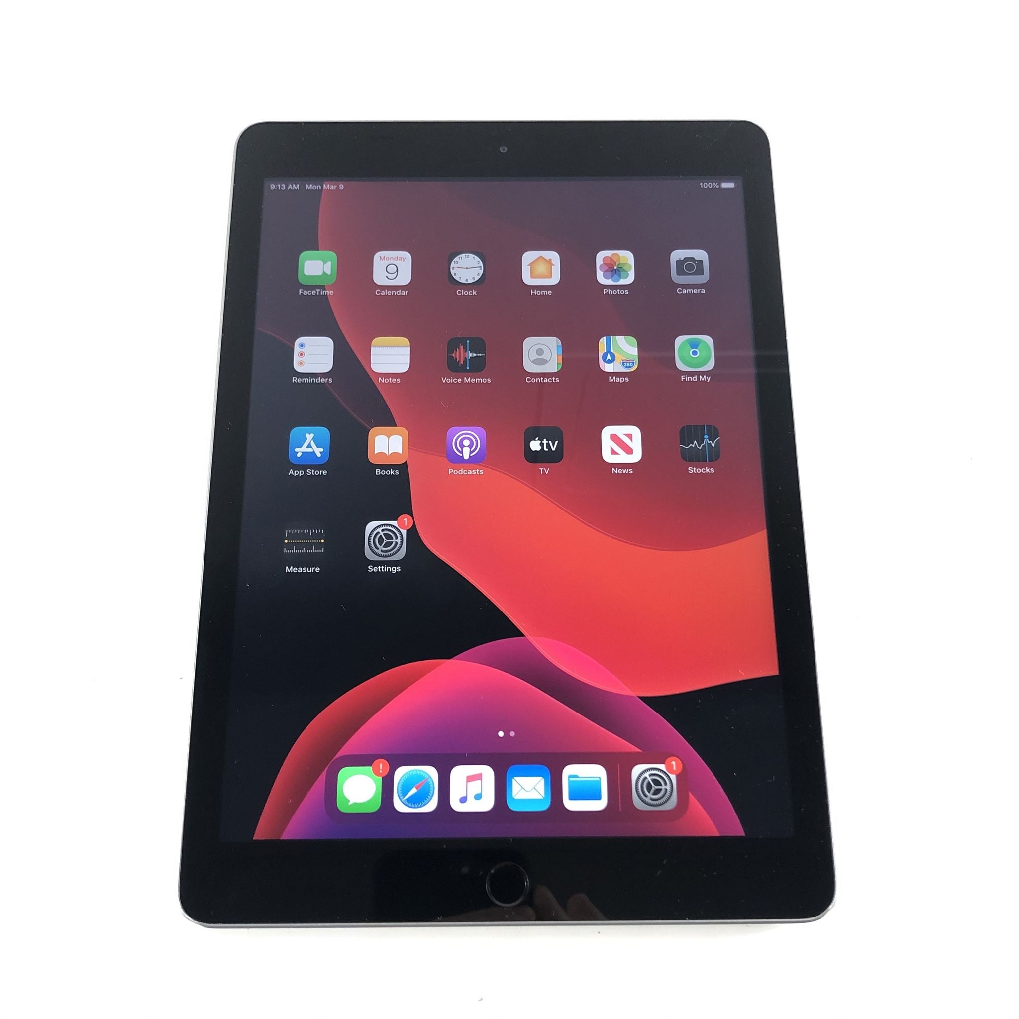 Apple iPad 5 5th Generation A1822 32GB Wi-Fi 9.7in - Space Gray