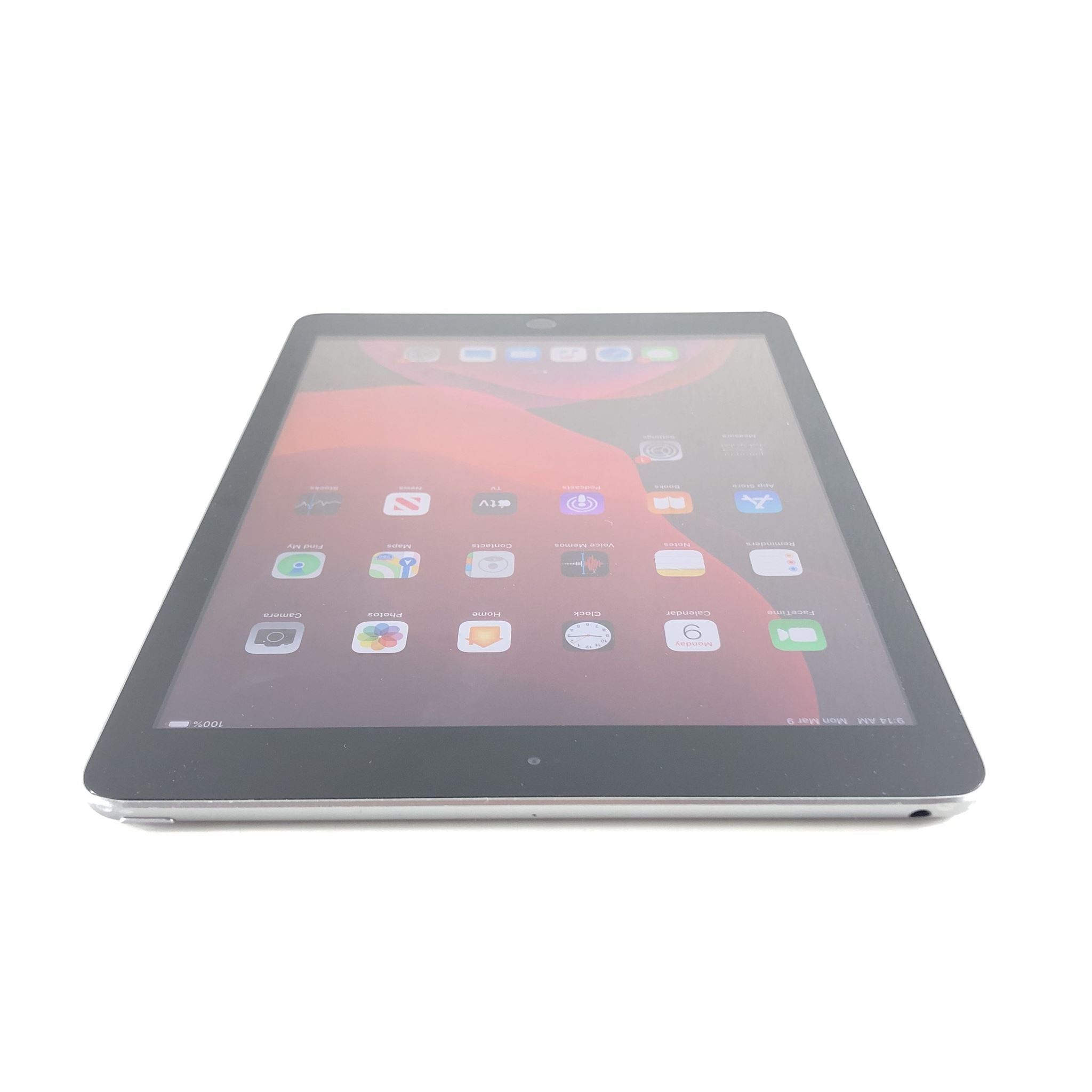 Apple iPad 5 5th Generation A1822 32GB Wi-Fi 9.7in - Space Gray