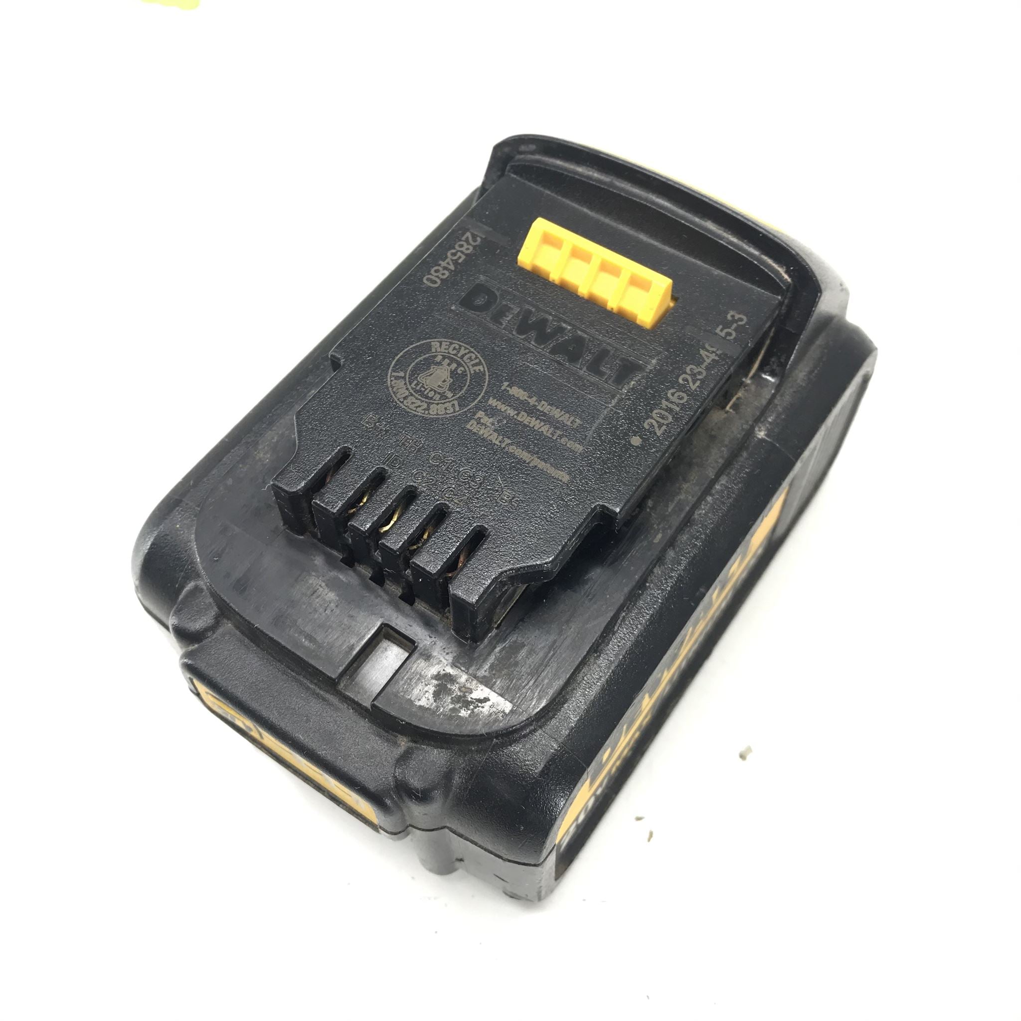 Genuine OEM DeWalt DCB200 20v 3.0Ah 60Wh Max Lithium Ion Rechargeable Battery V1
