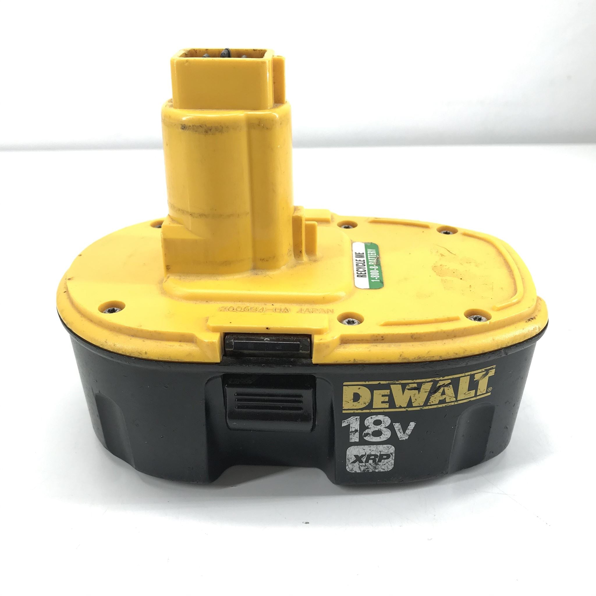DeWalt 18v XRP NiCd Rechargeable Battery DC9096 V1